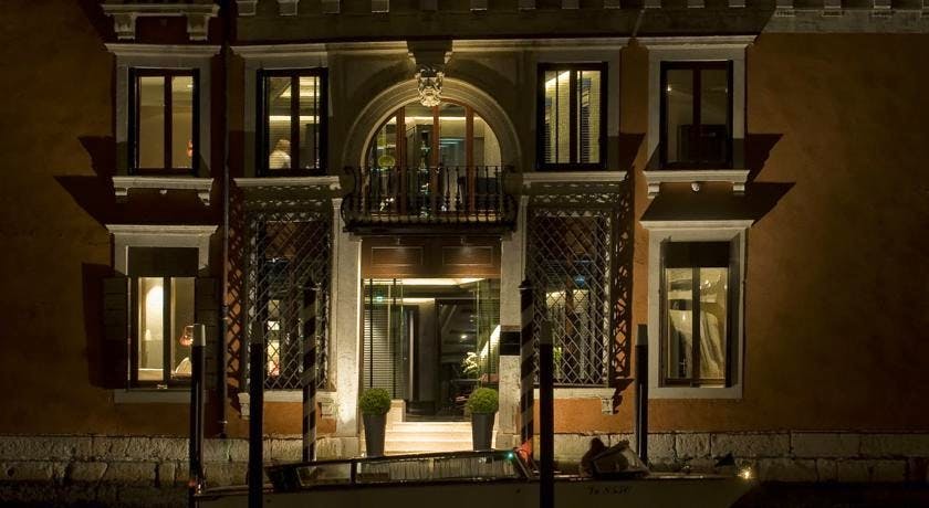 A Dozen CoolStays - Our Top 12 Romantic Retreats