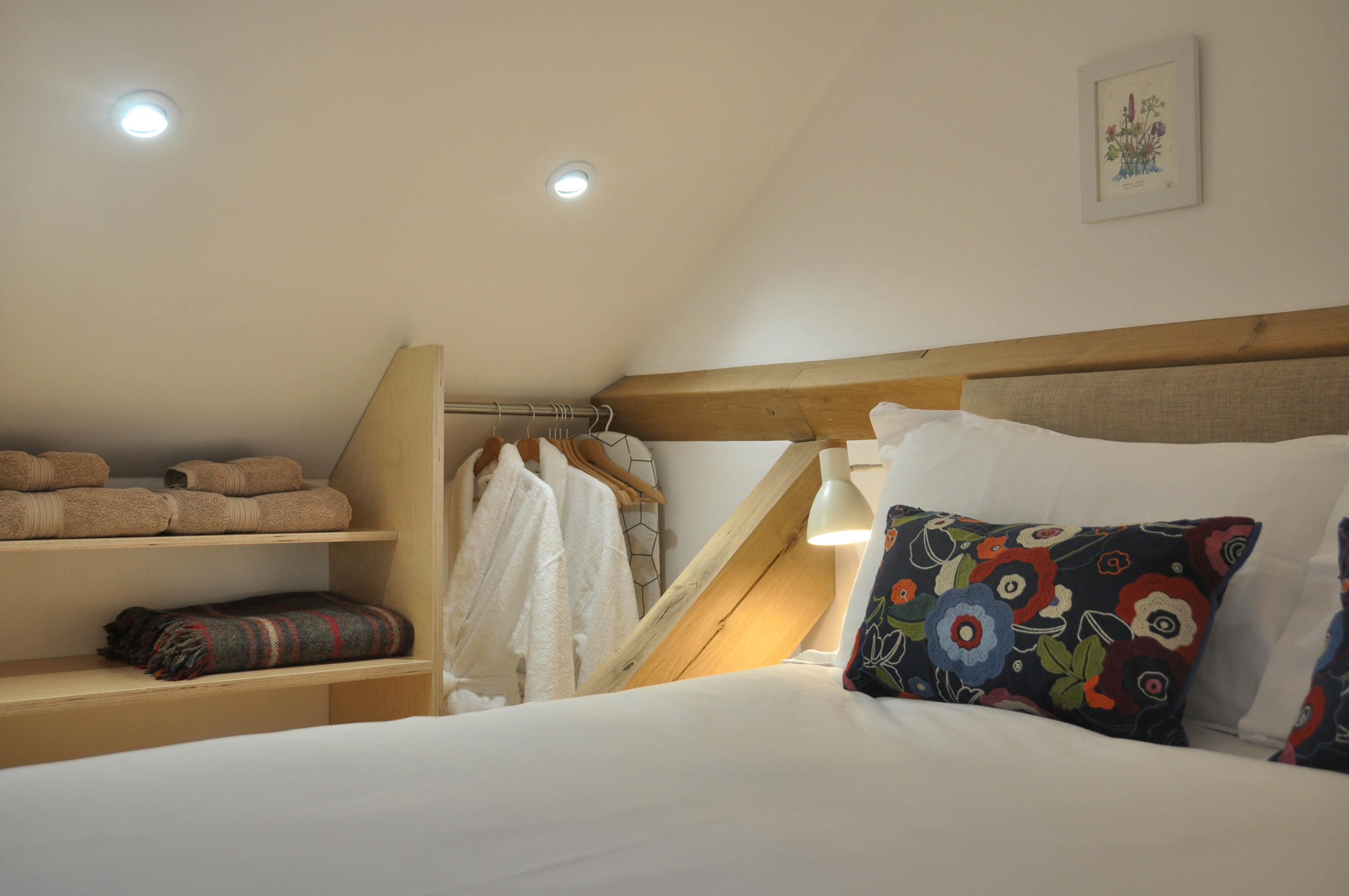 Seren Cosy studio in the Wye Valley Seren Cosy studio in the Wye Valley