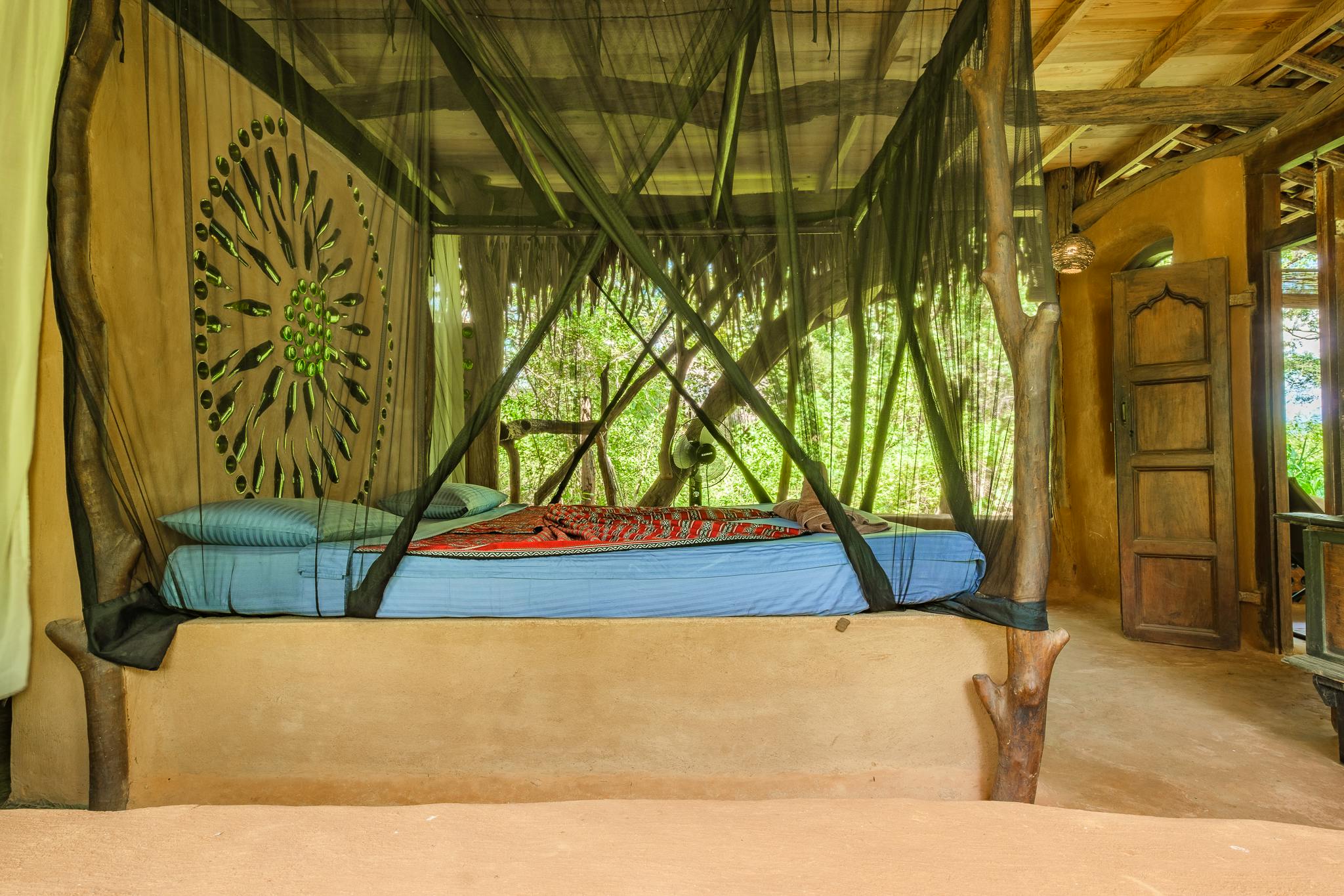 Banyan Camp - Champagne Lodge & Wine Lodge