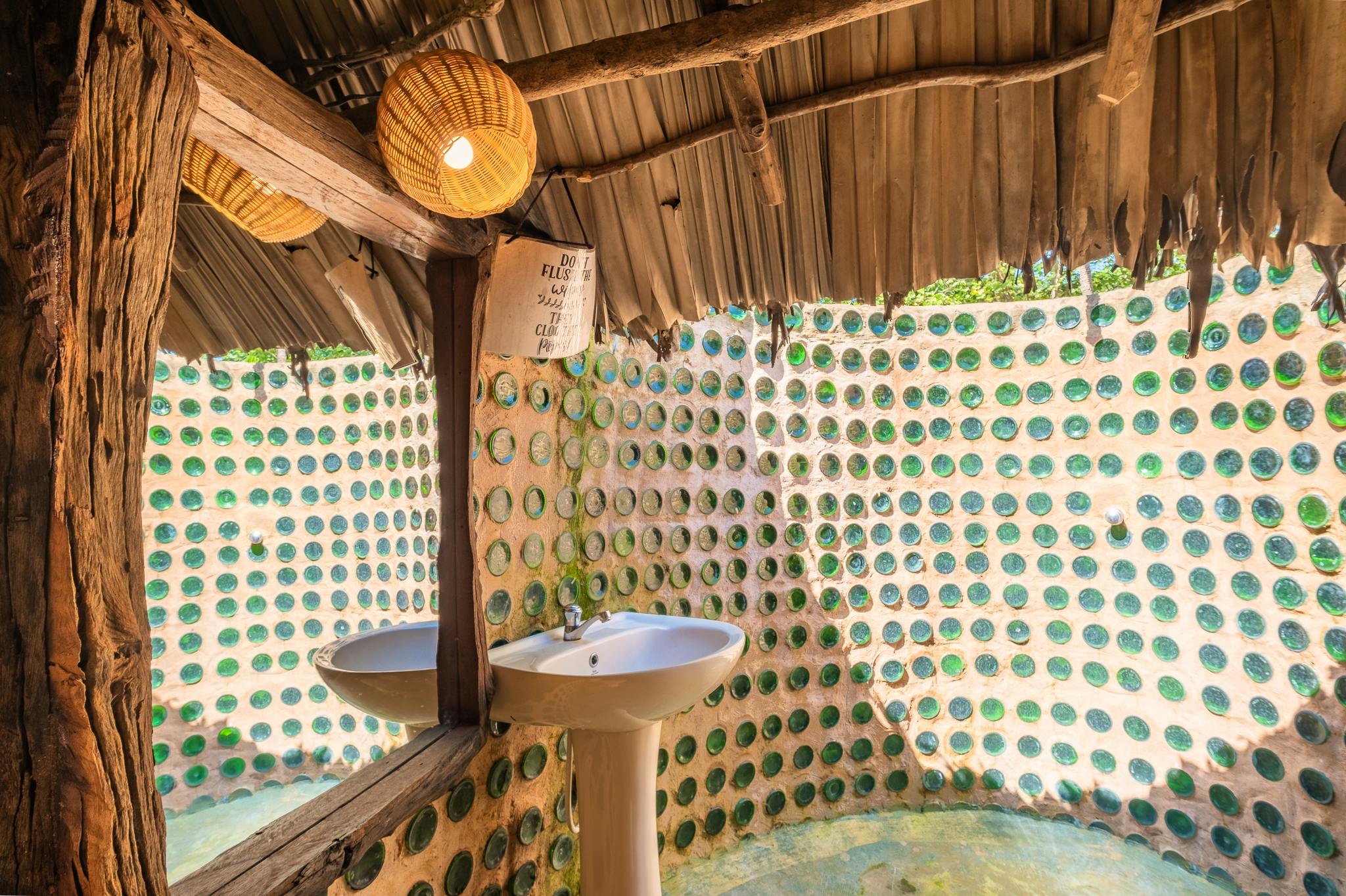 Banyan Camp - Banyan Huts Washroom