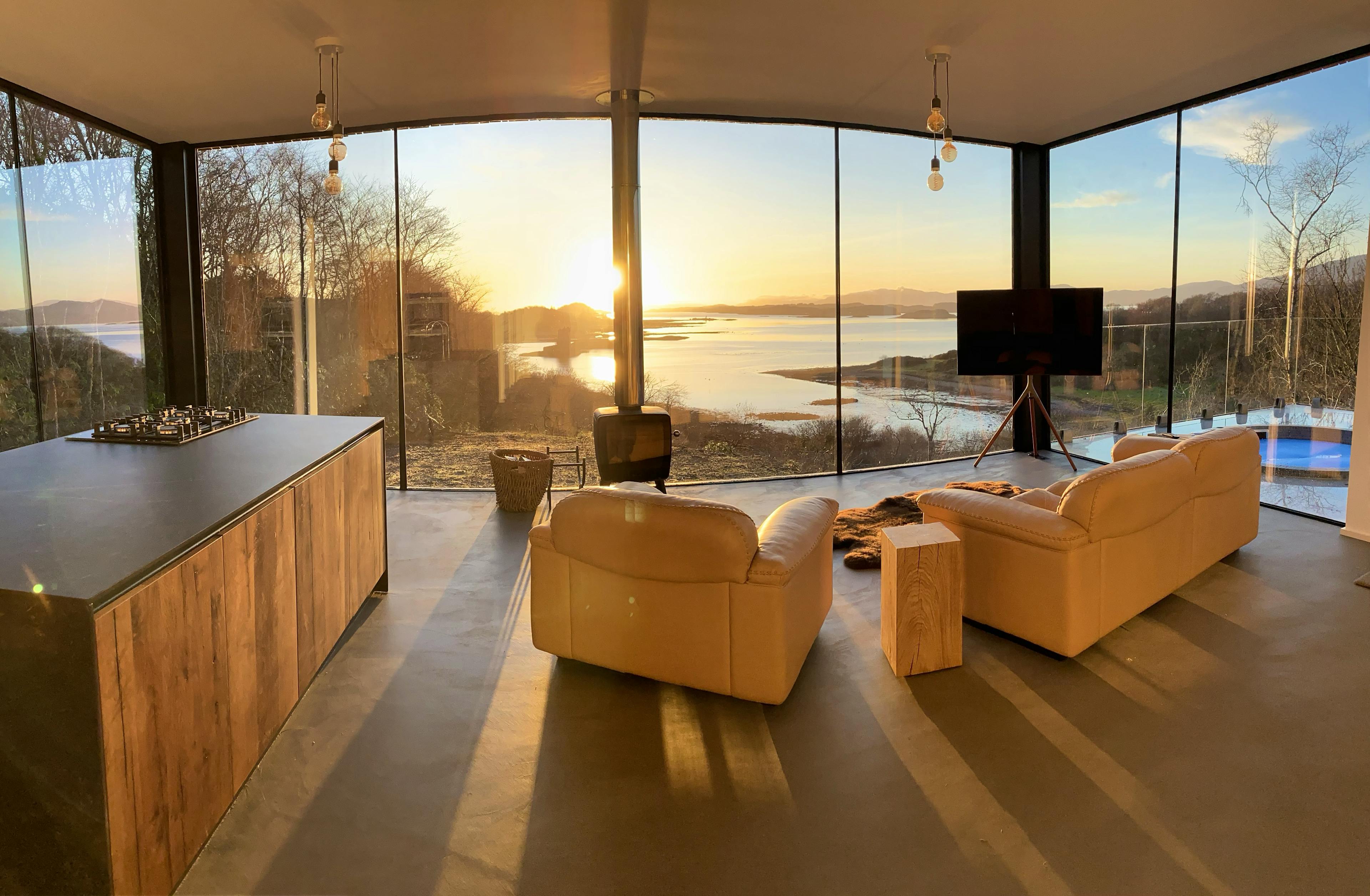 Stormhouse South - Image 6