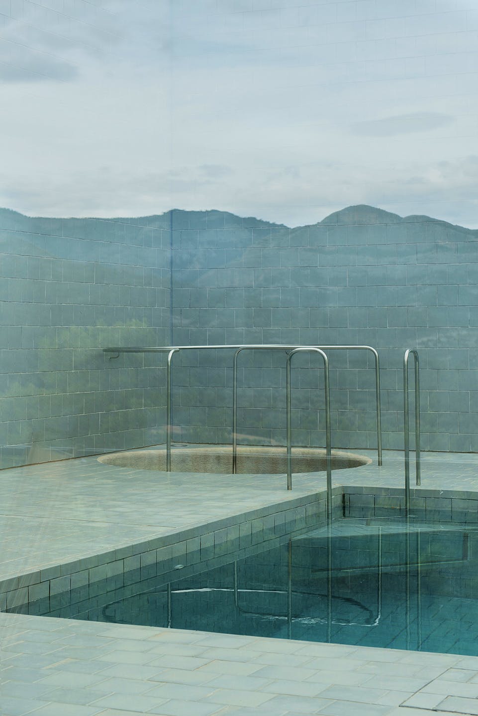 Solo Pezo von Ellrichshausen - Pool