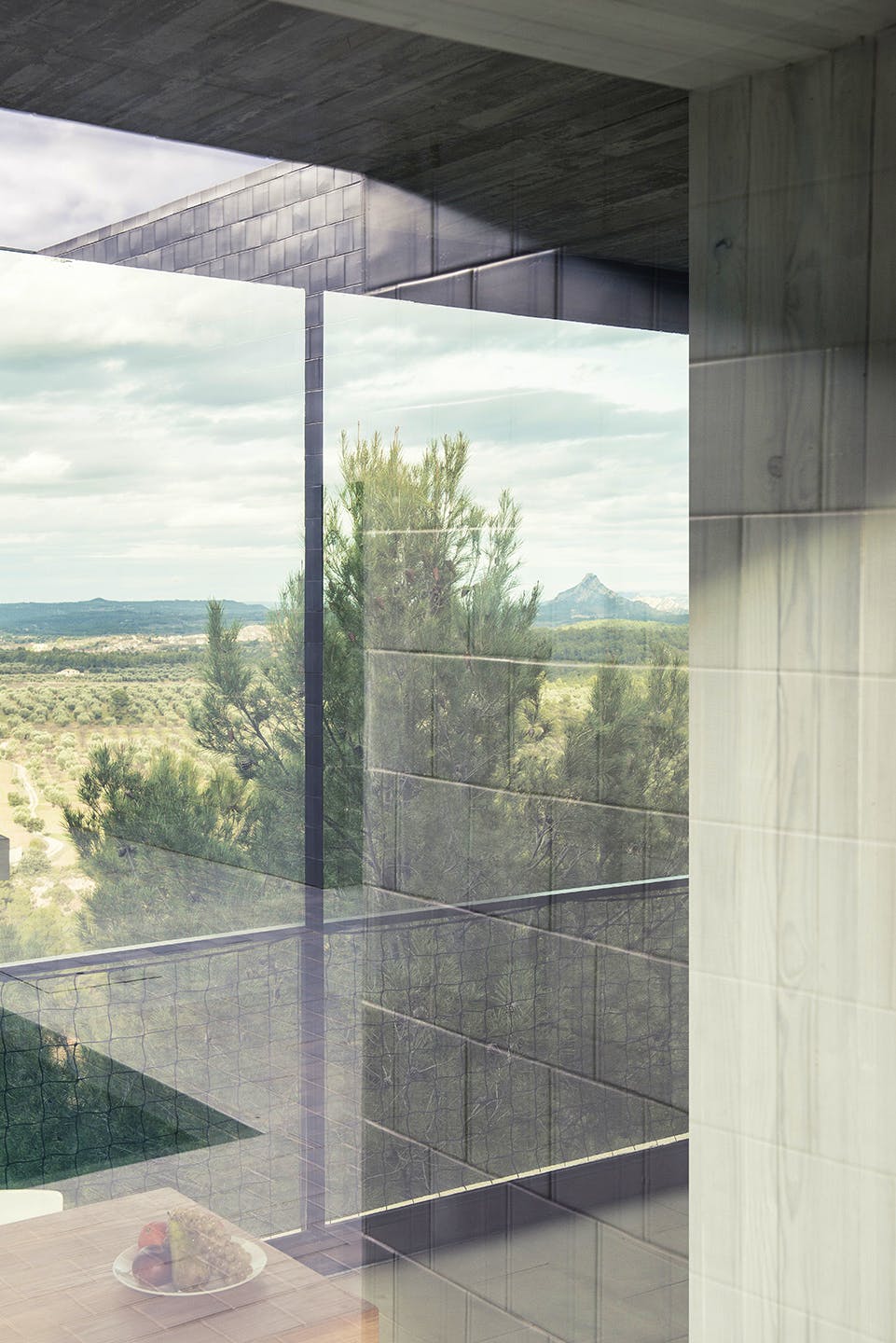 Solo Pezo von Ellrichshausen - Kitchen views