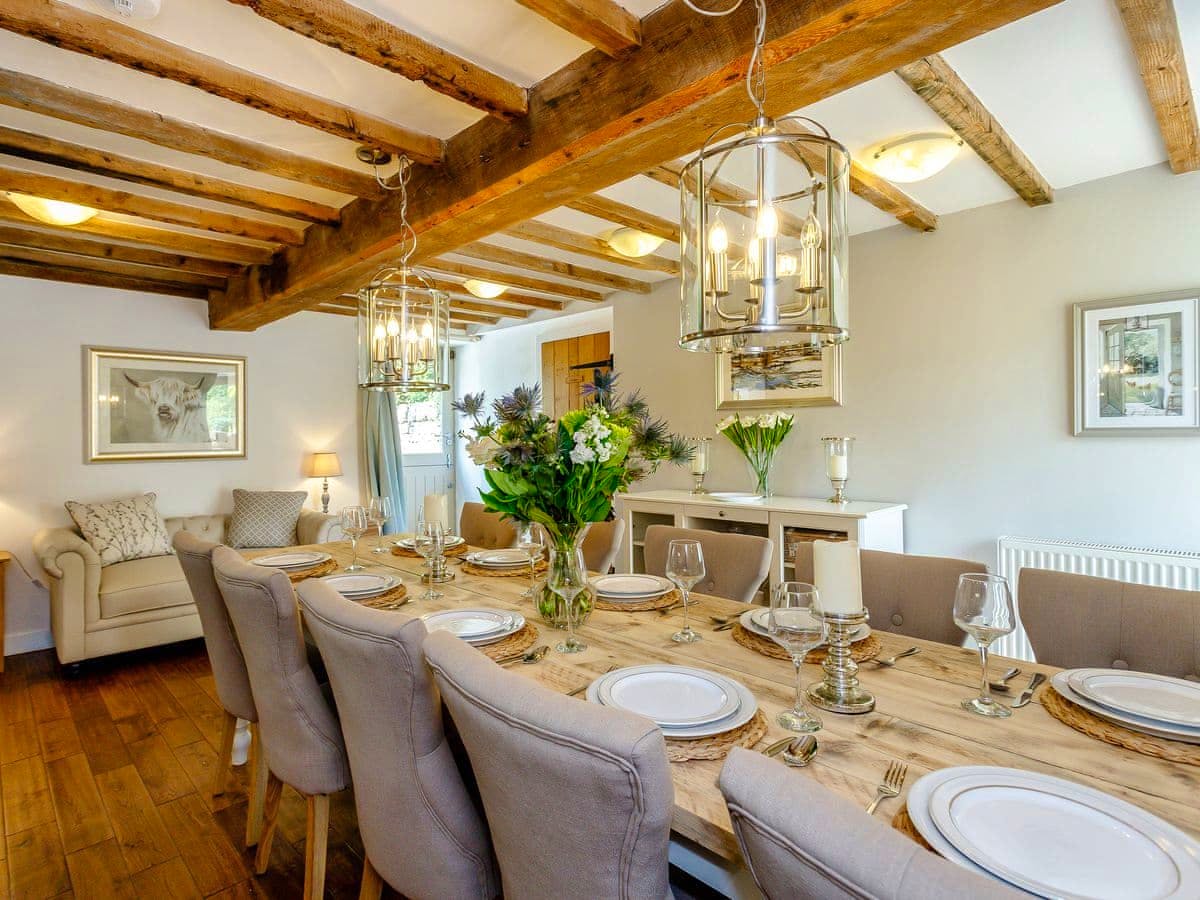 Dining Room for 10 guests