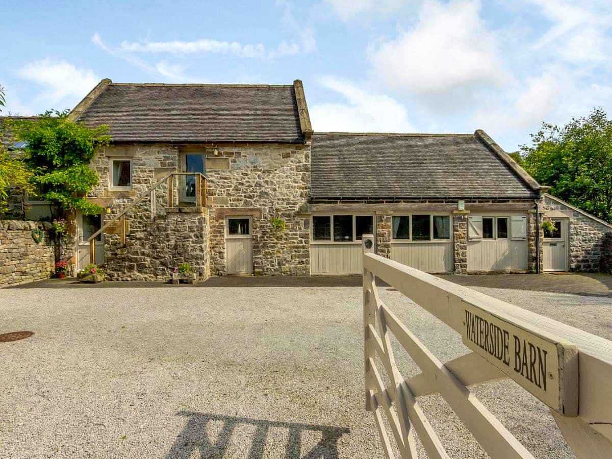 Waterside Barn Carpark