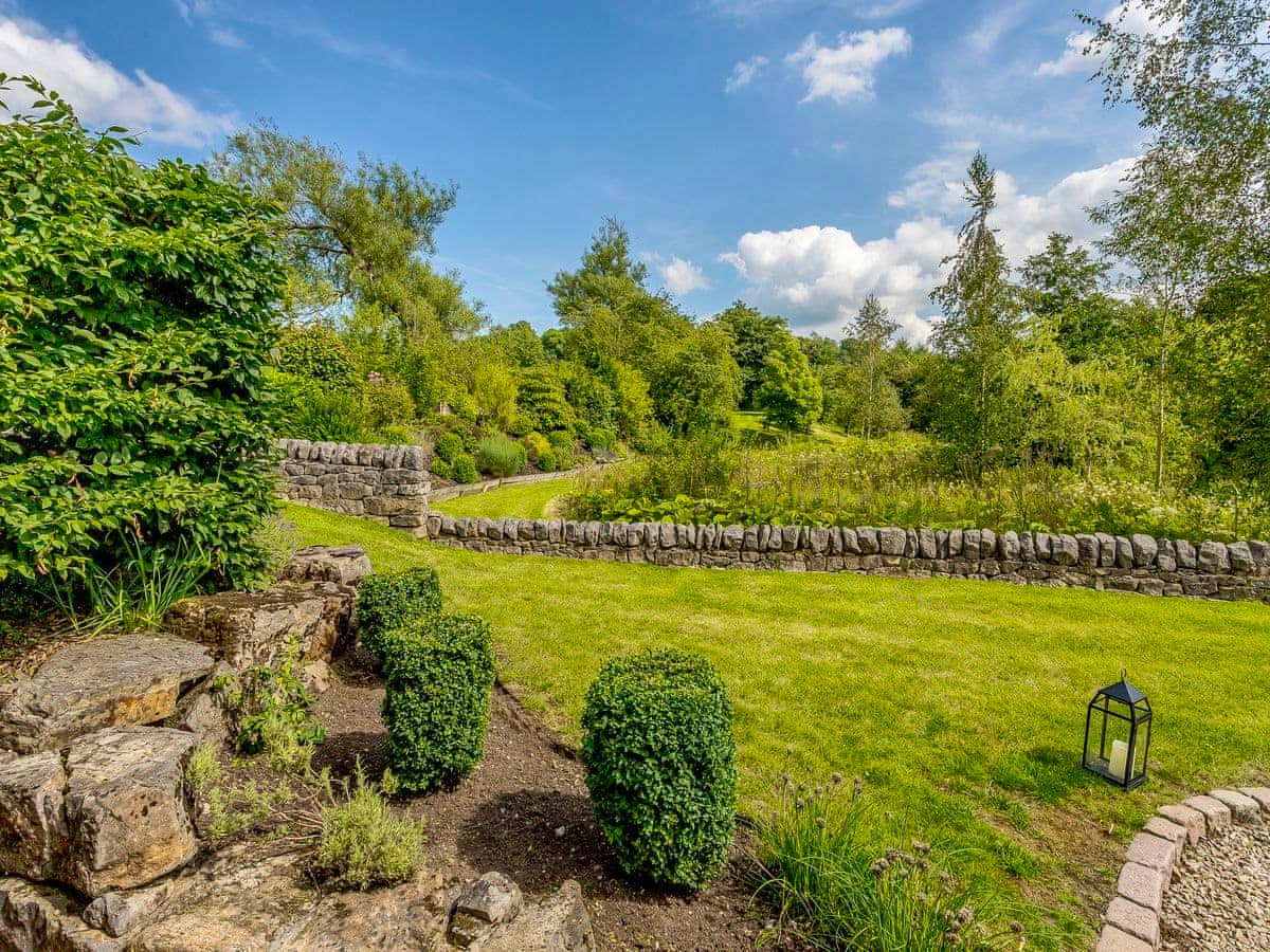 Waterside Barn Garden (3)