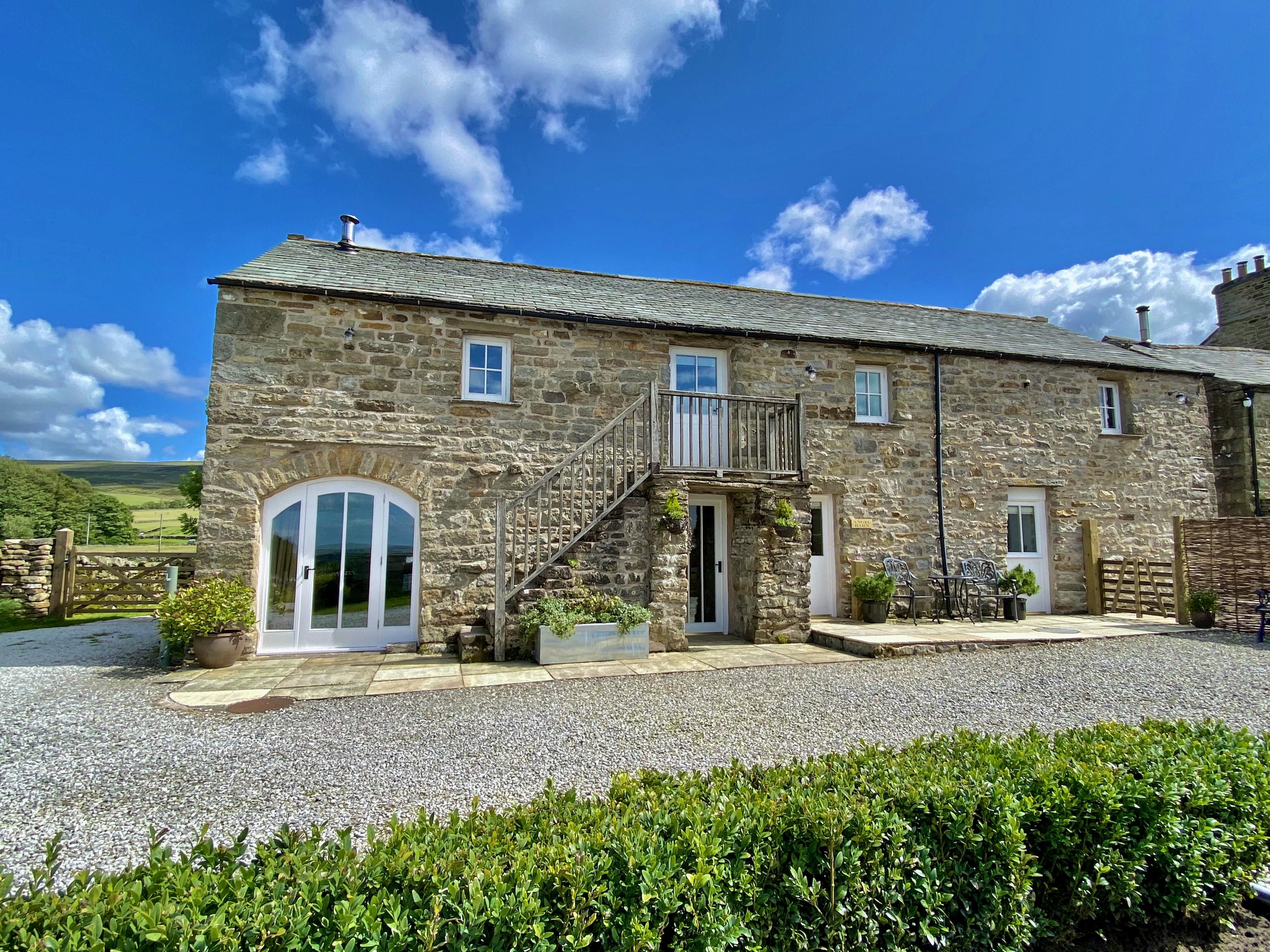 The Converted Barn Yorkshire - Comfy Holiday Home For Four