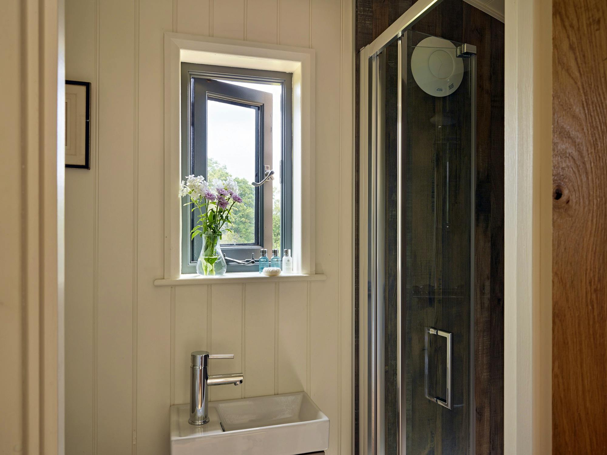 Each shepherds hut has an ensuite shower room with water flushing toilet and LPG heated hot water