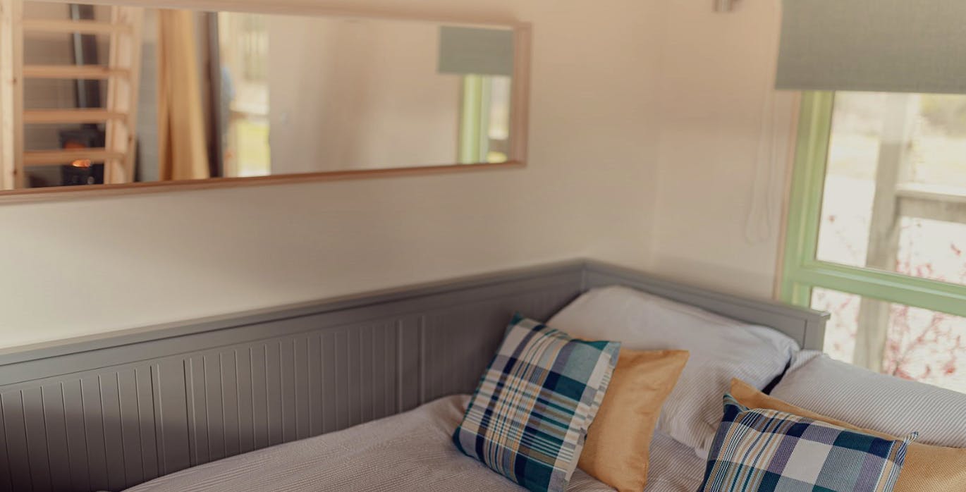 Bothan - 4 Person Hut - Pull out Kingsize sofa bed