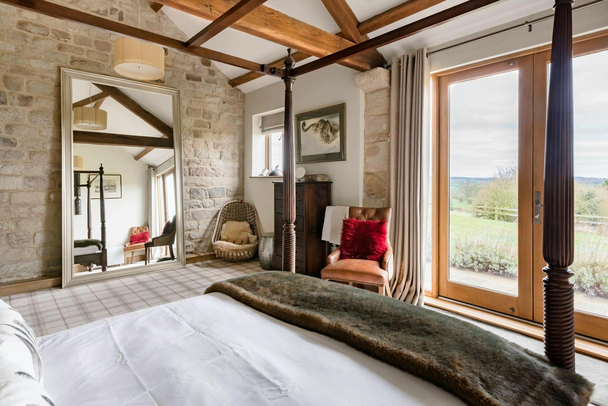 The Converted Barn Yorkshire - Comfy Holiday Home For Four