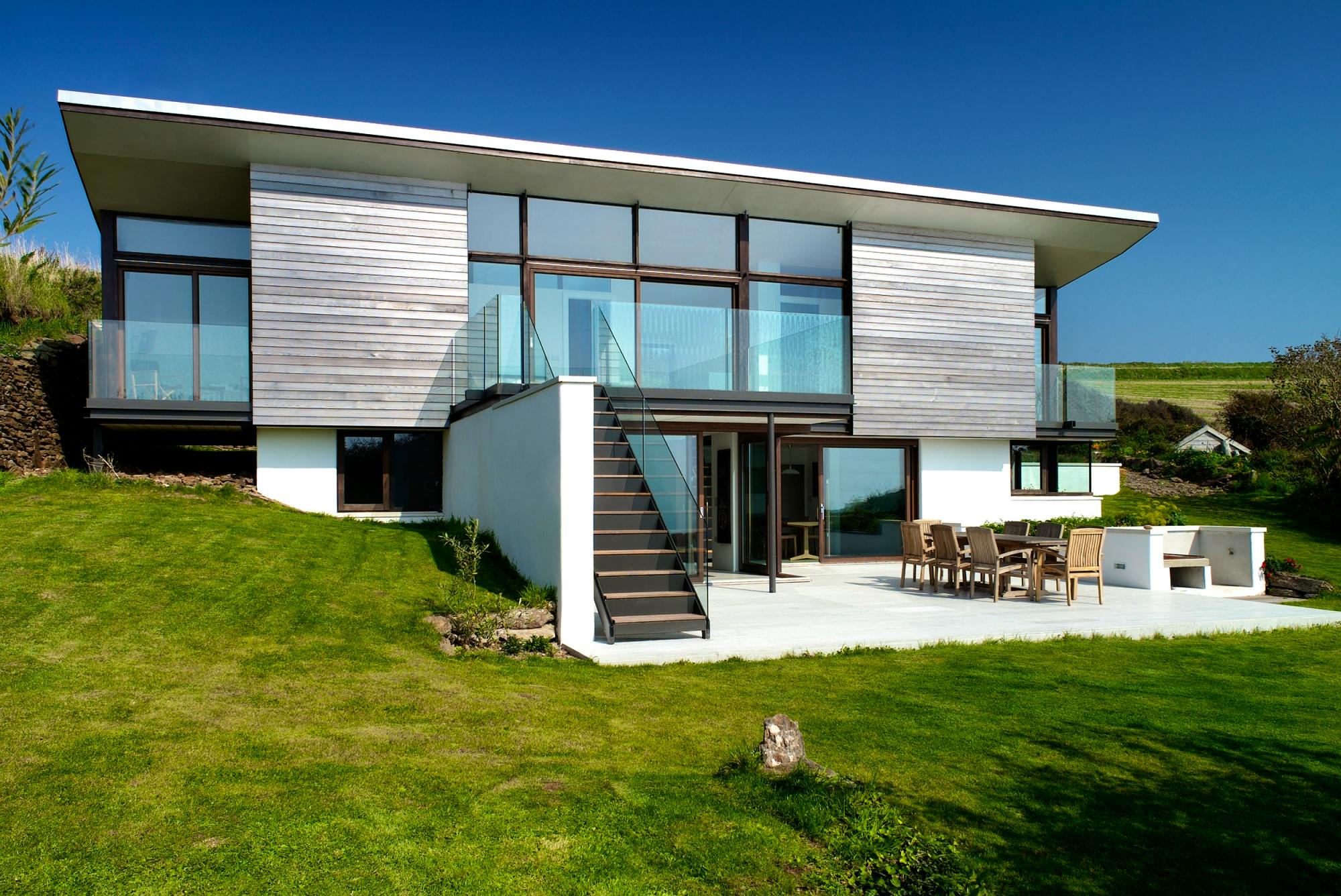 10 Best CoolStays Still Available This August!