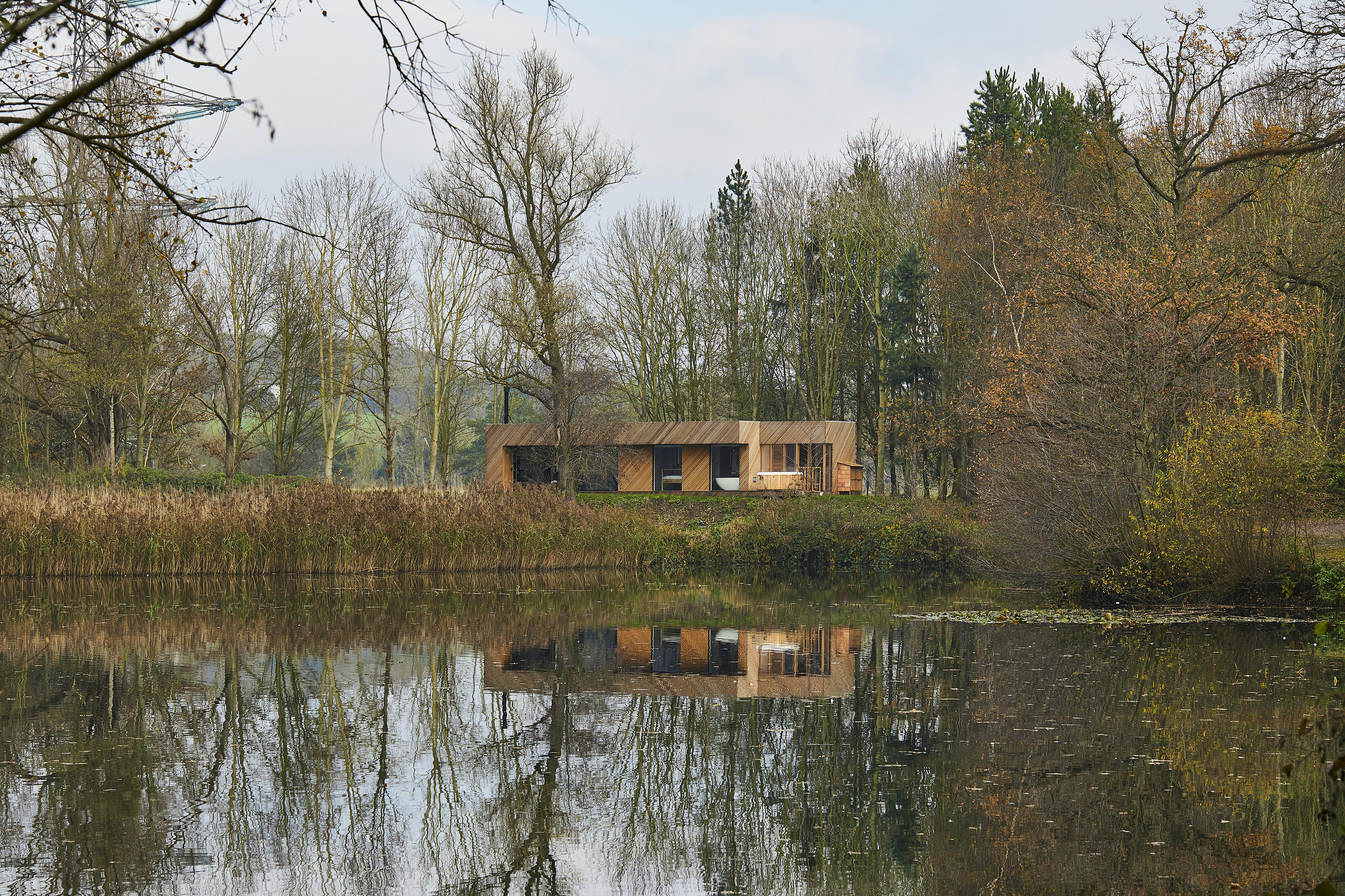 20 Waterside Coolstays 