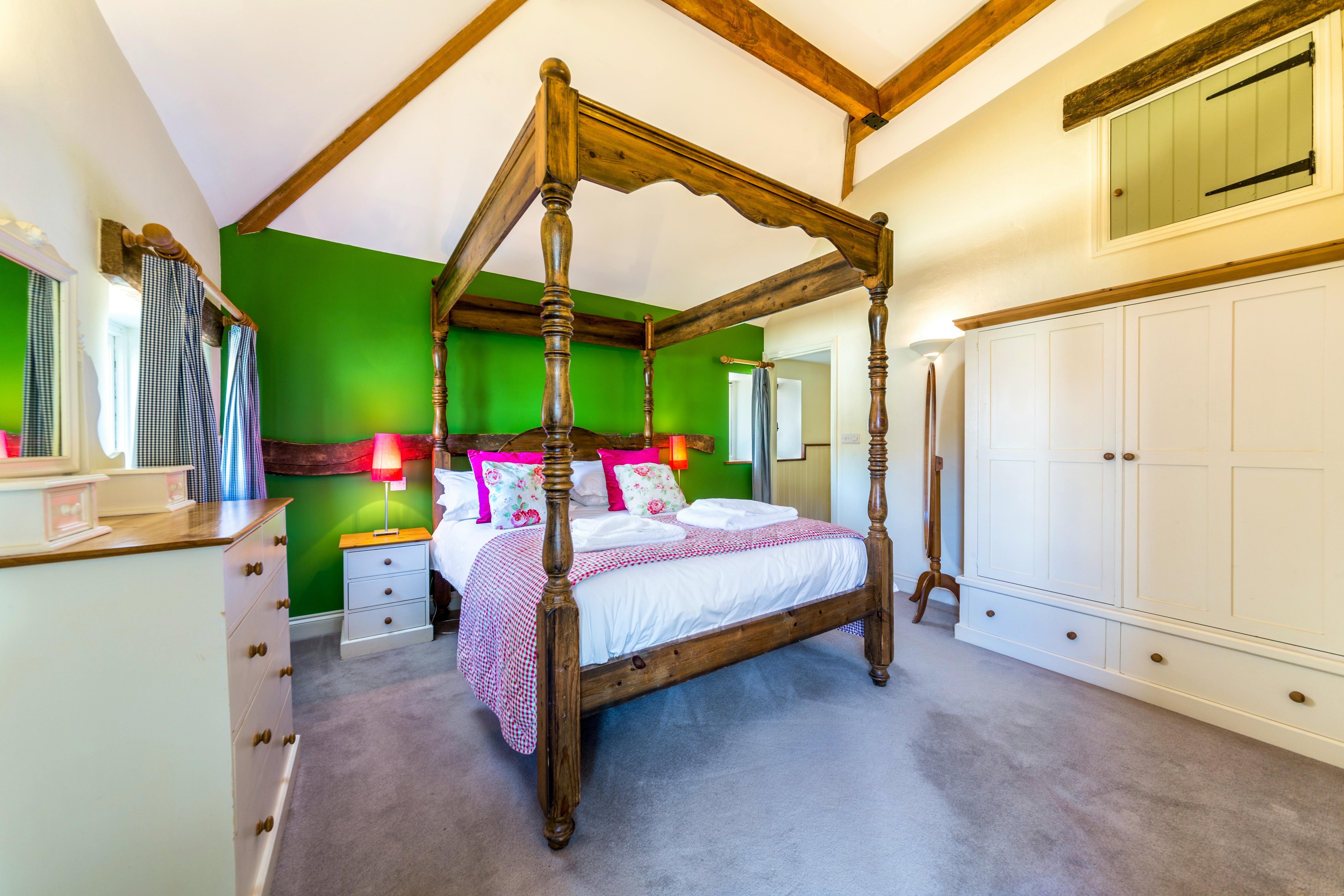 Thatched - 5\' double four-poster