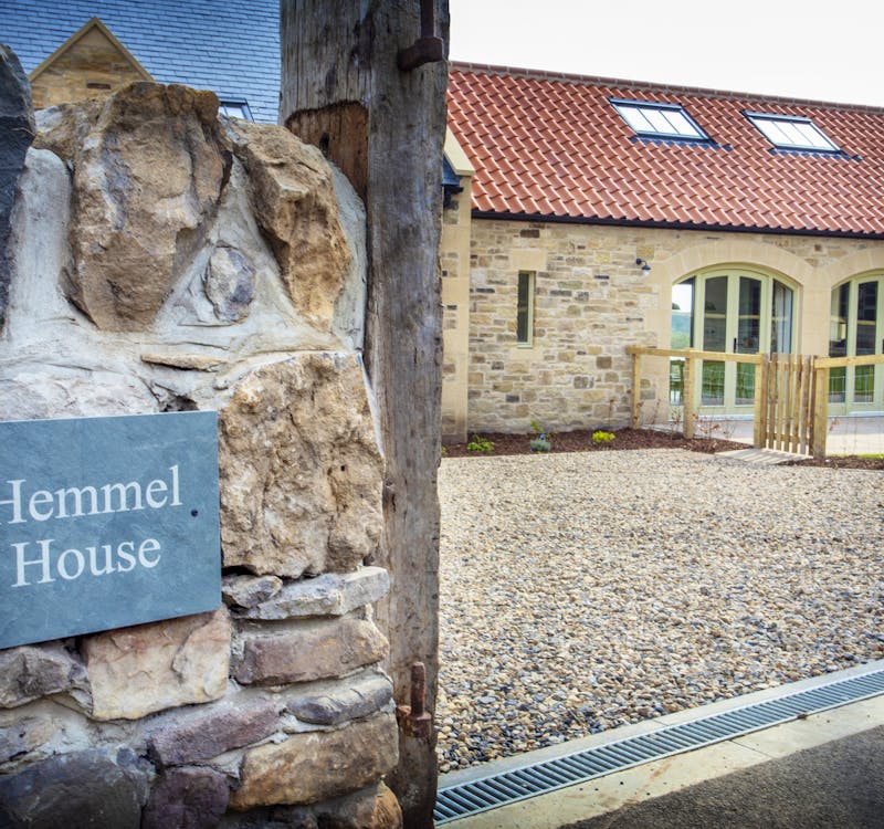 Hemmel House - Contemporary eco-cottage