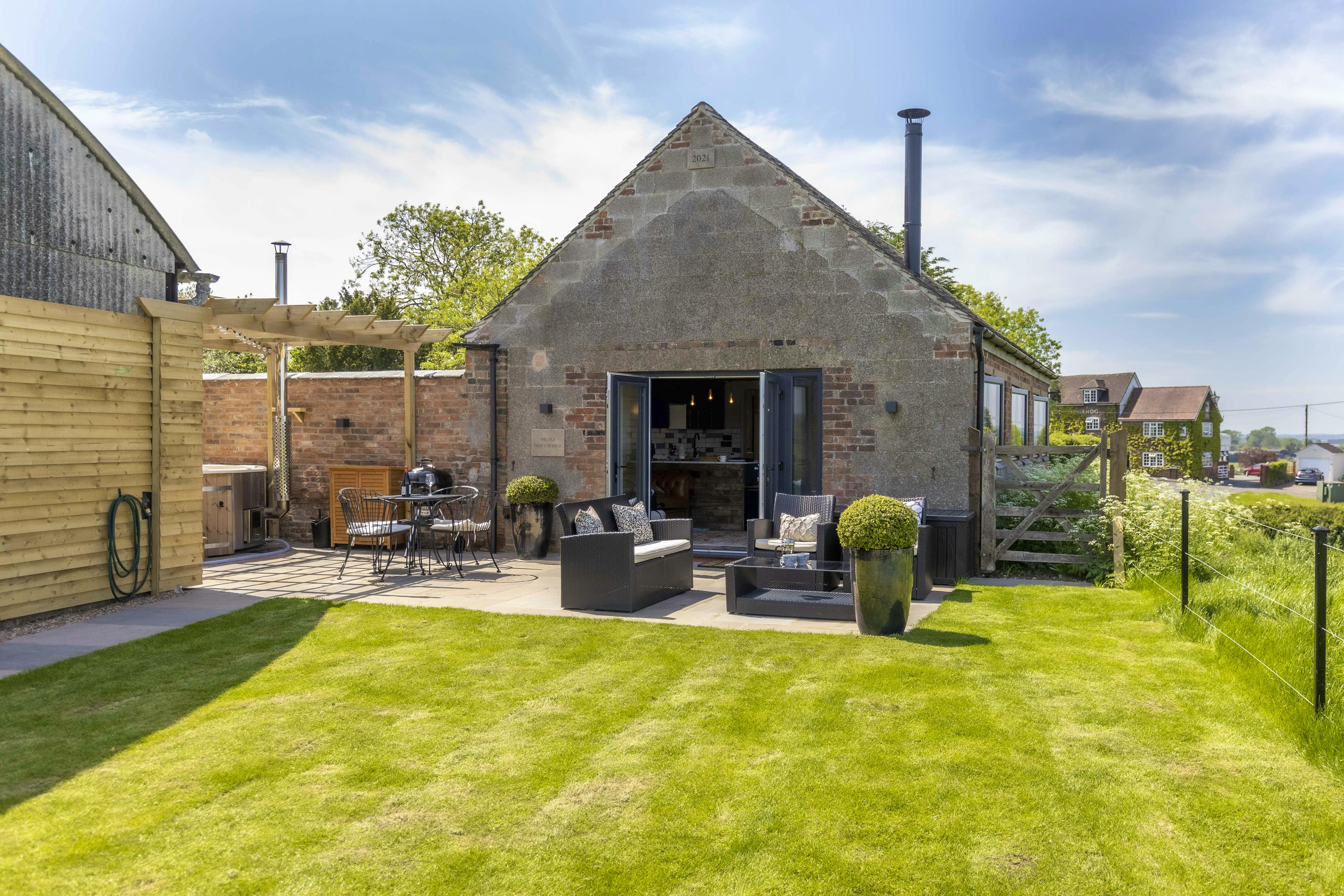 25 Best Barns for a UK Holiday