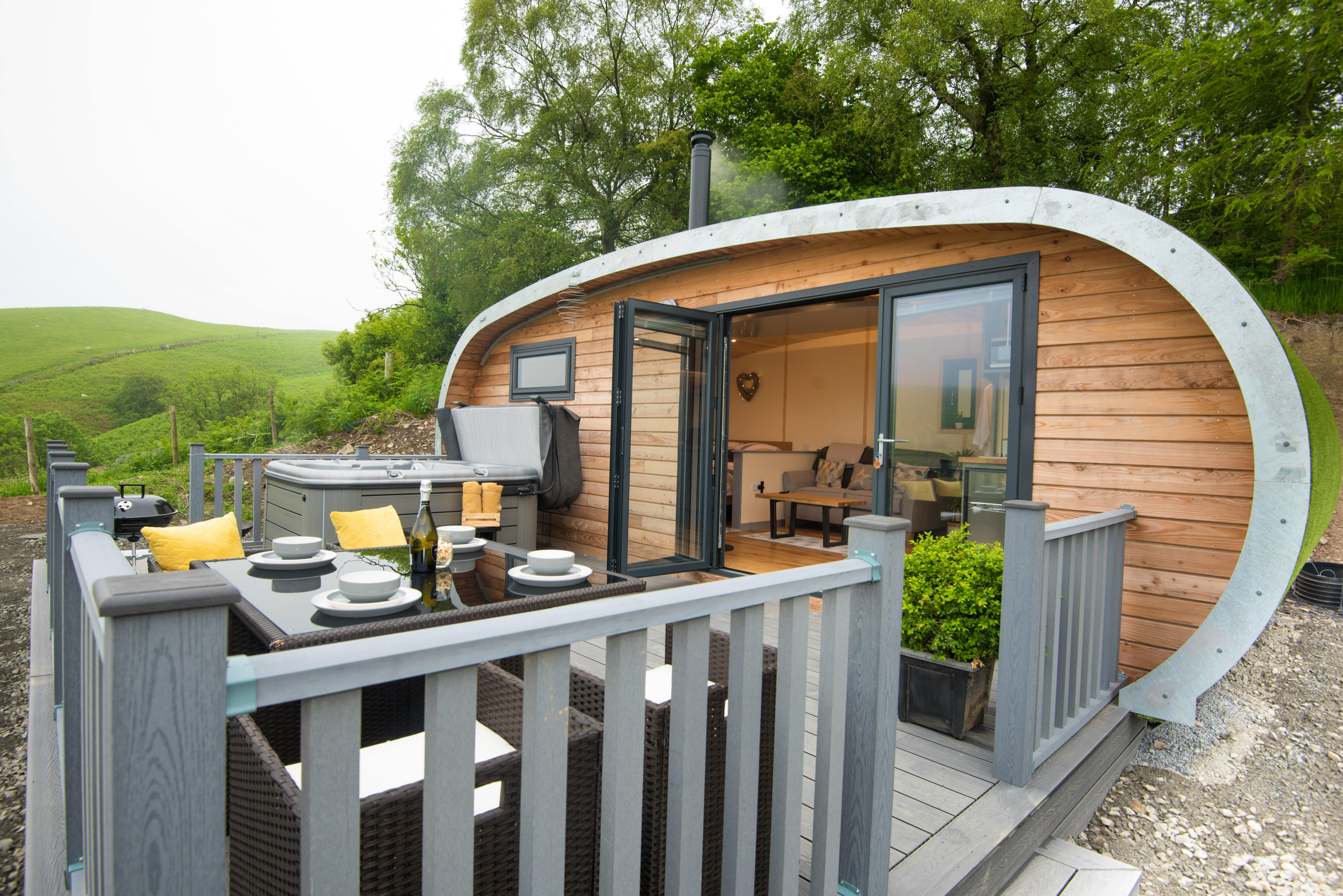 Different types of glamping stays