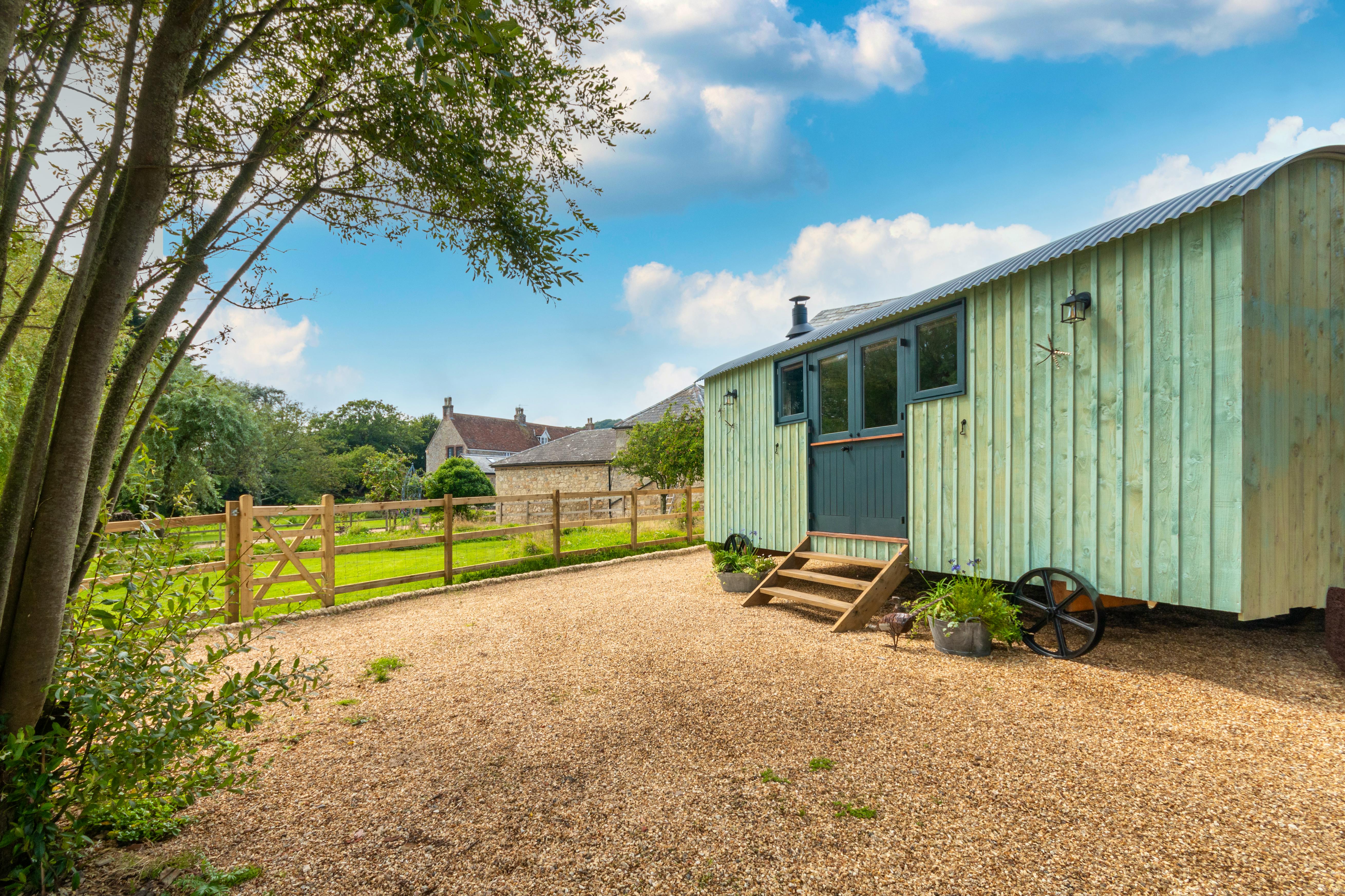 25 Best Affordable Coolstays