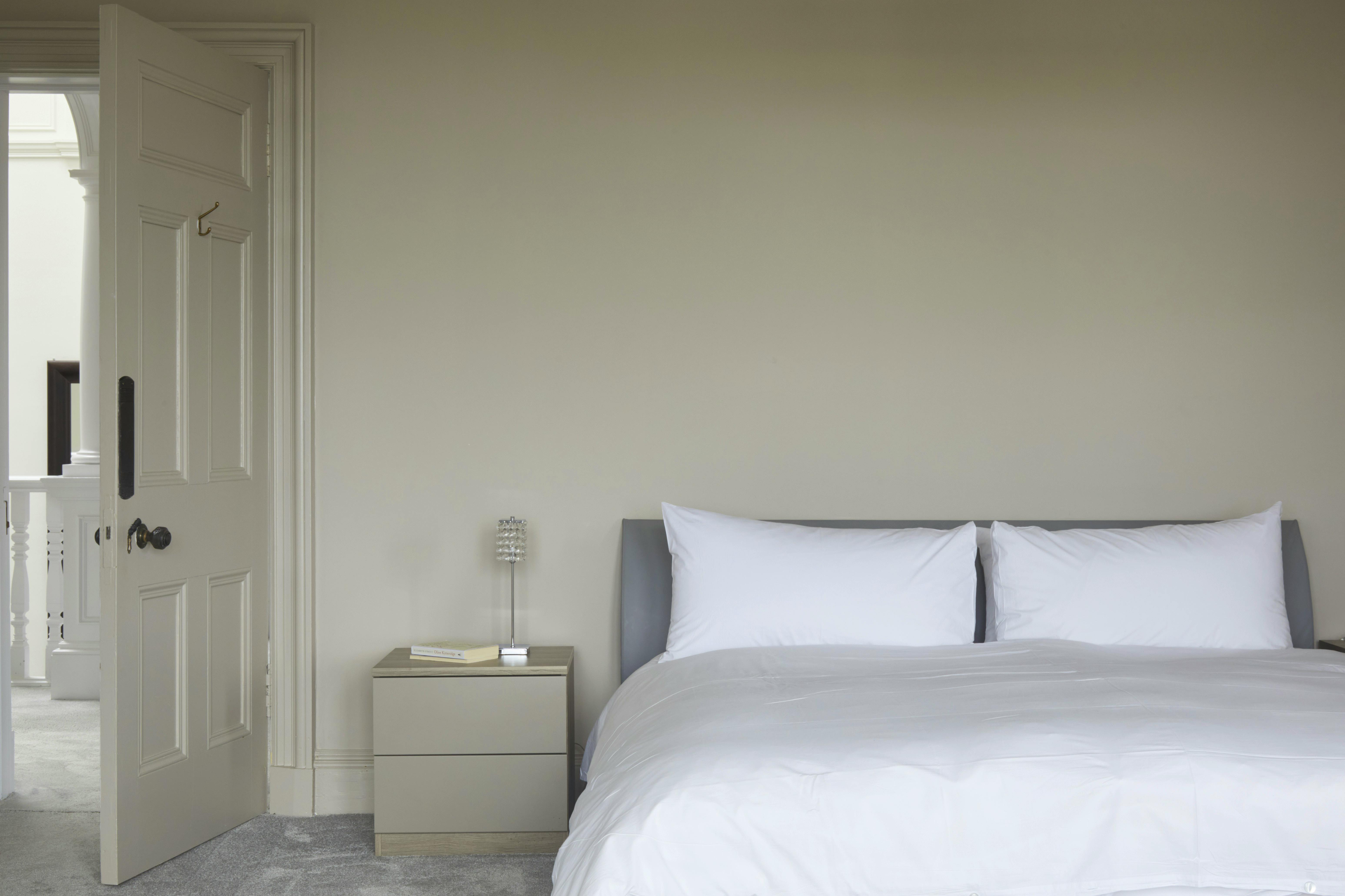 Bedroom 5 - seaviews