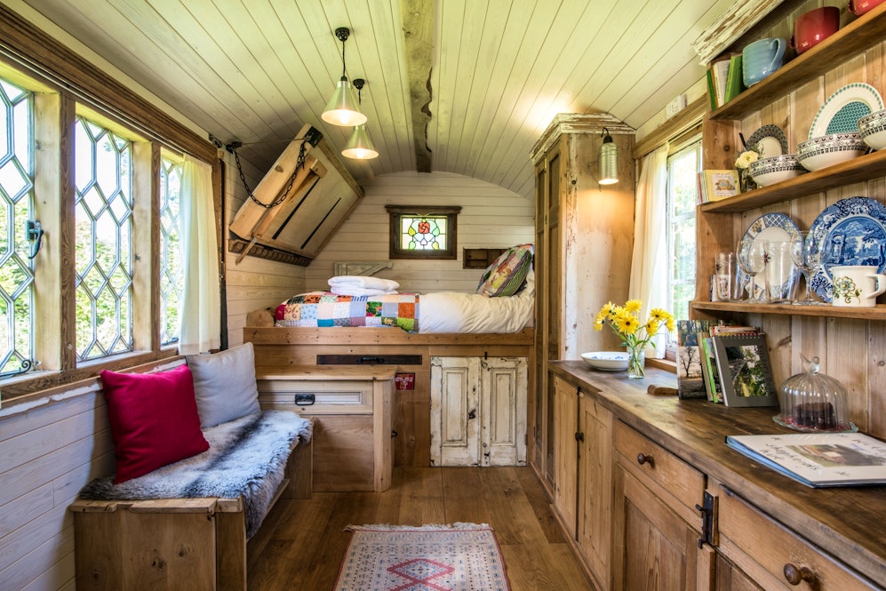 Withywood Shepherds Hut - Sussex Weald luxury shepherds hut | CoolStay