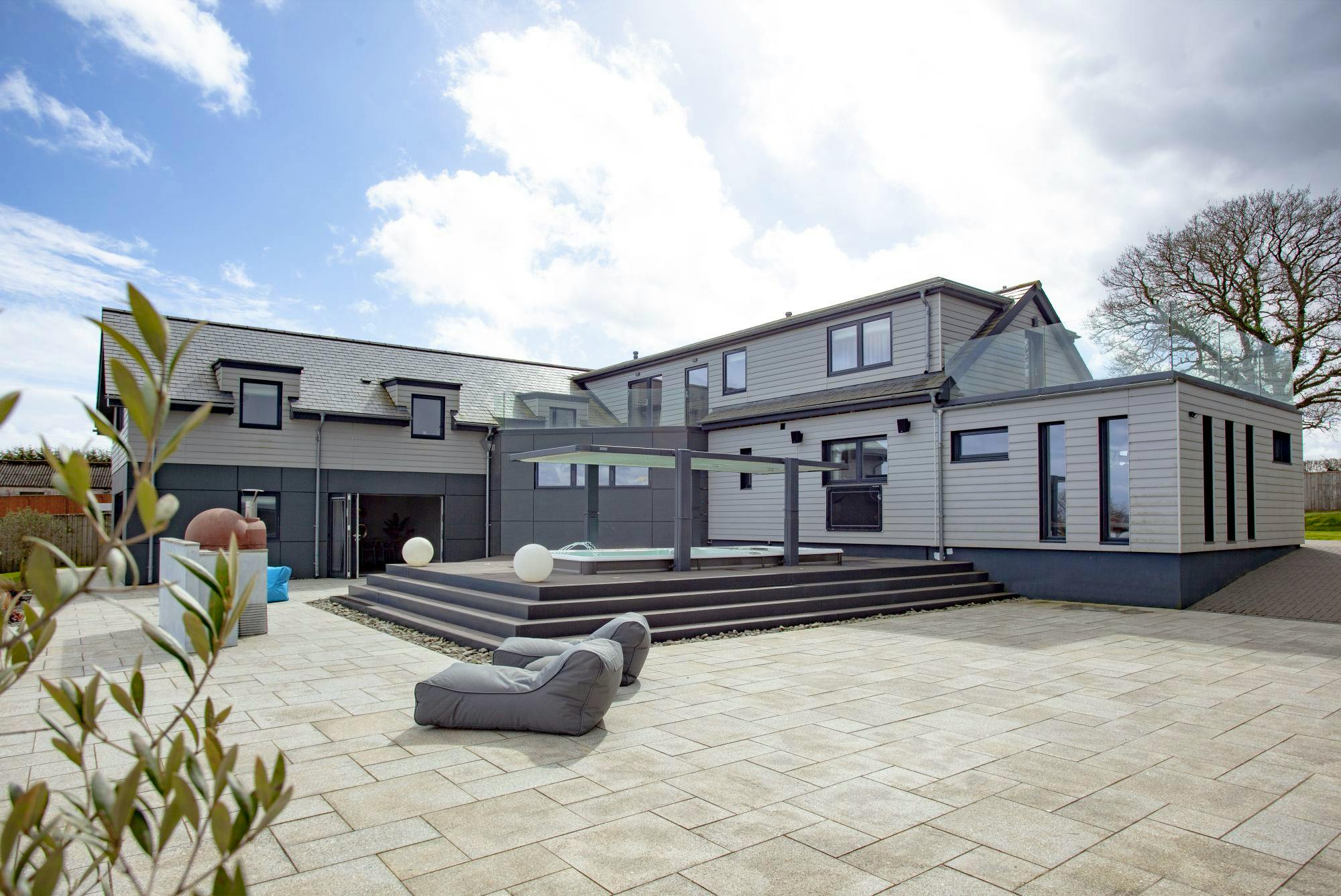 15 Fresh Staycation Finds