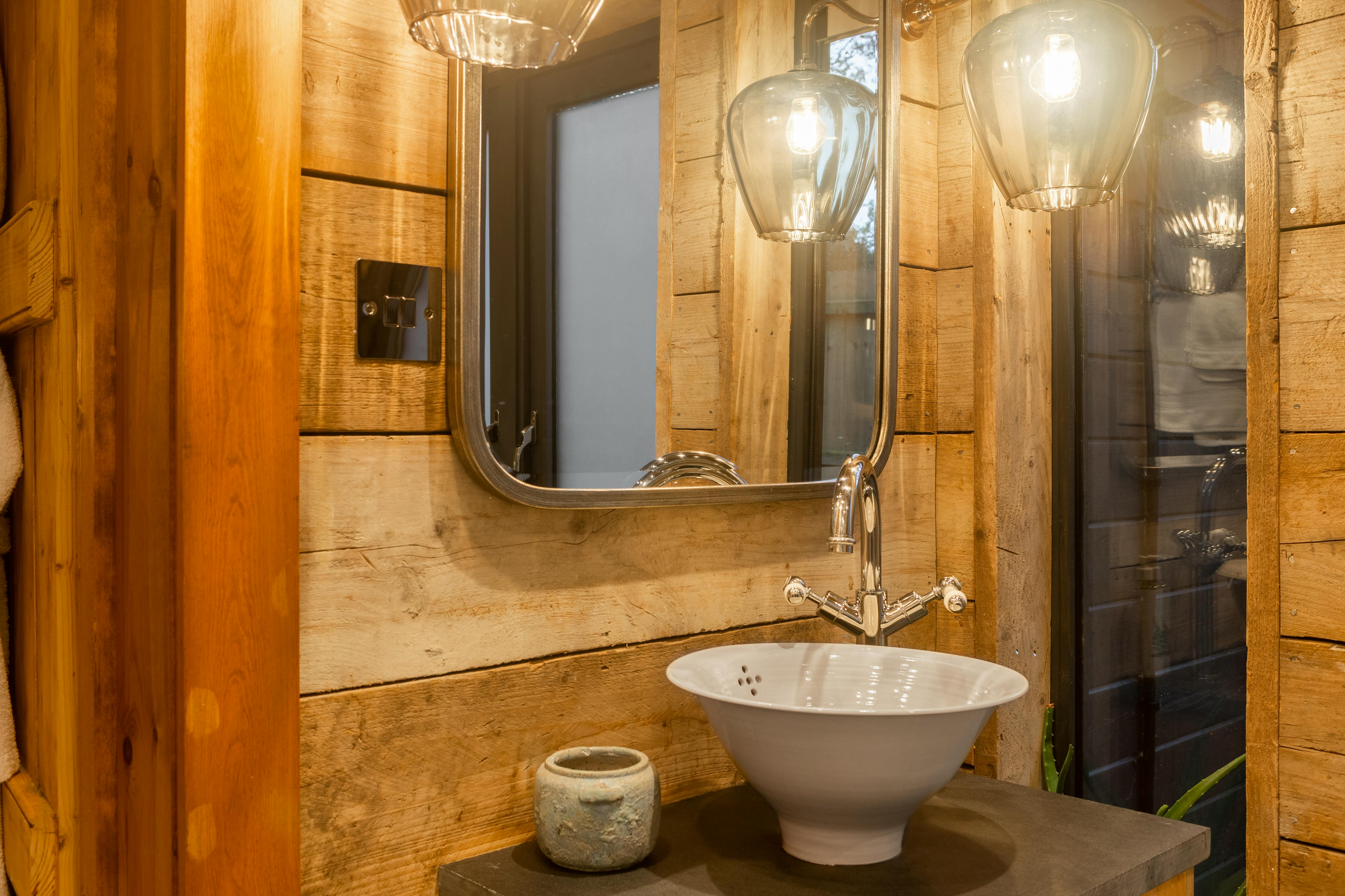 Locally handmade Dave Rogers basin