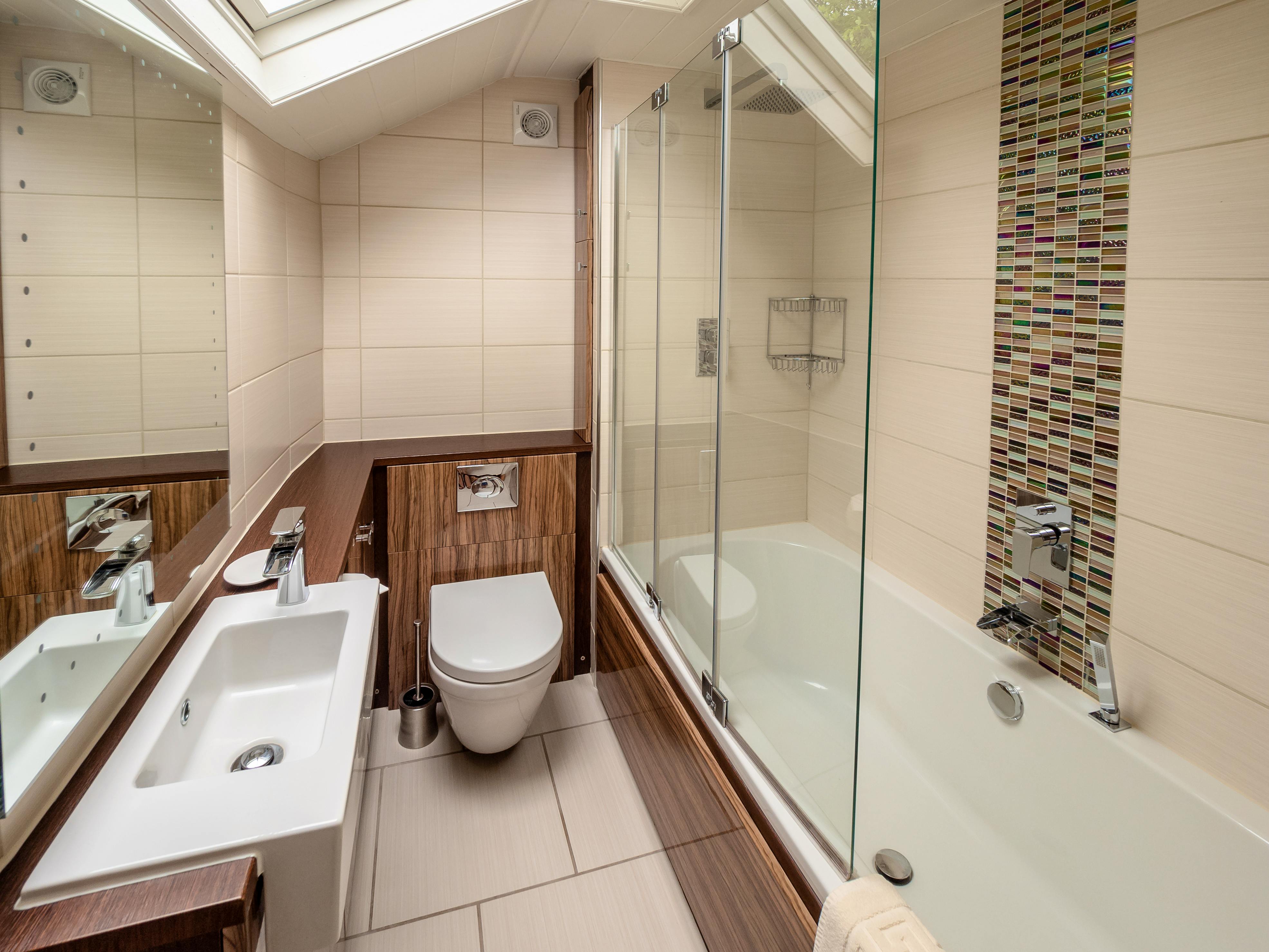 Light filled full bathroom upstairs