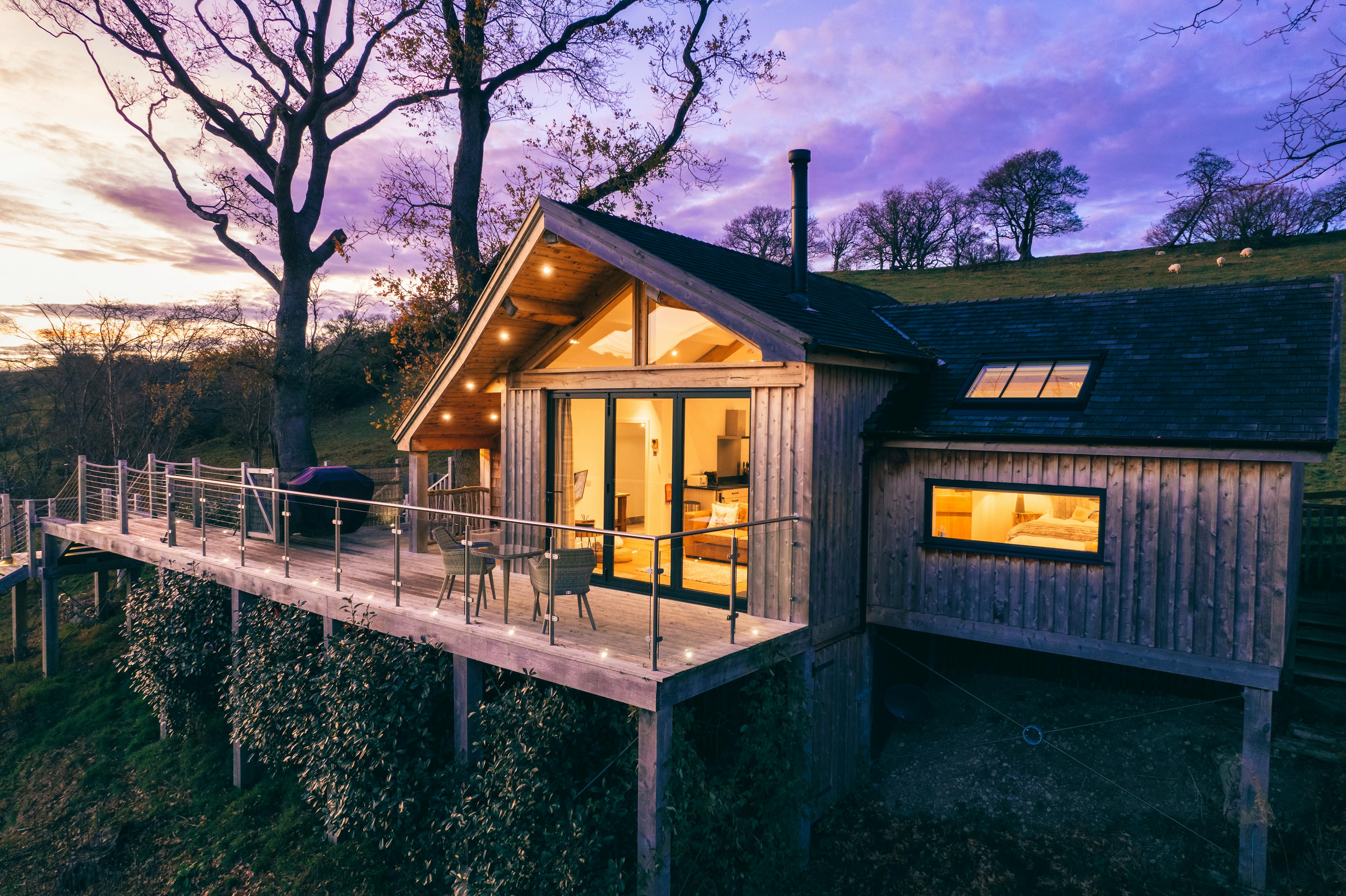 Heartwood Treehouse - Image 1