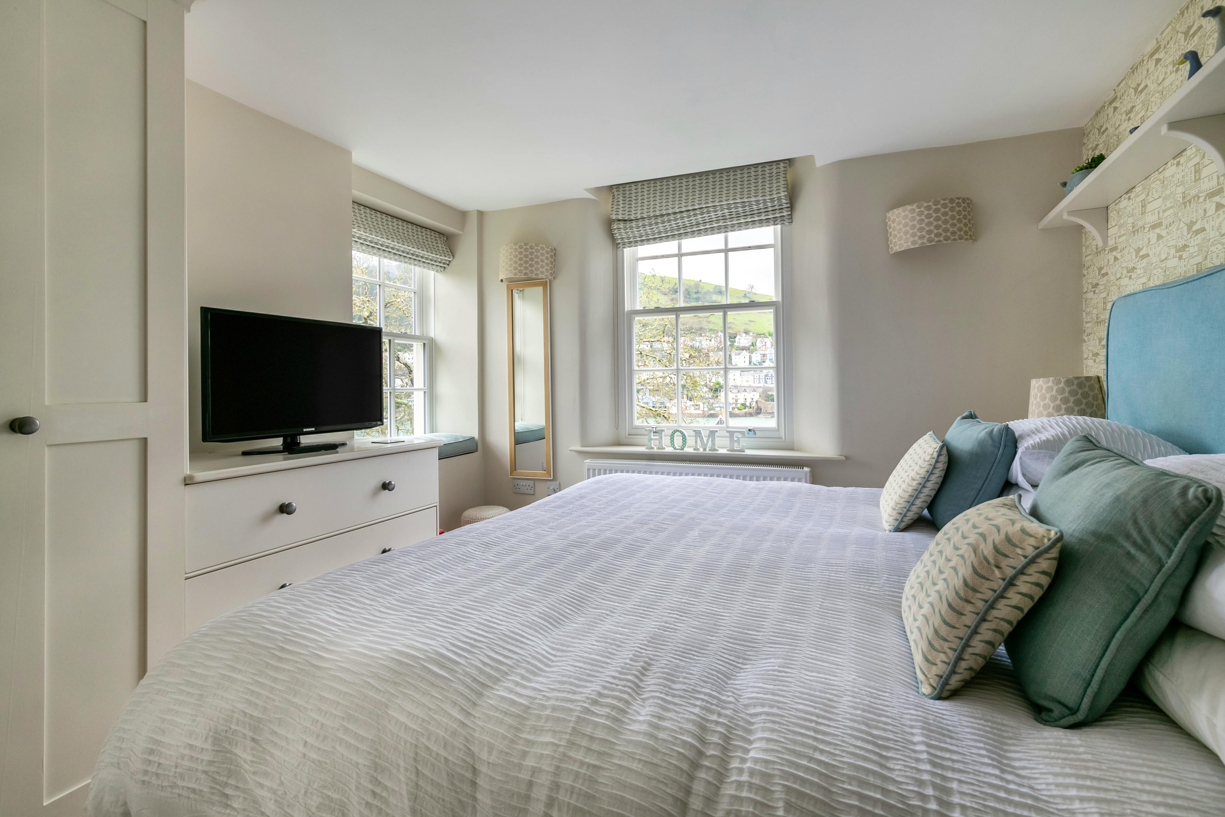 Queen or singles room