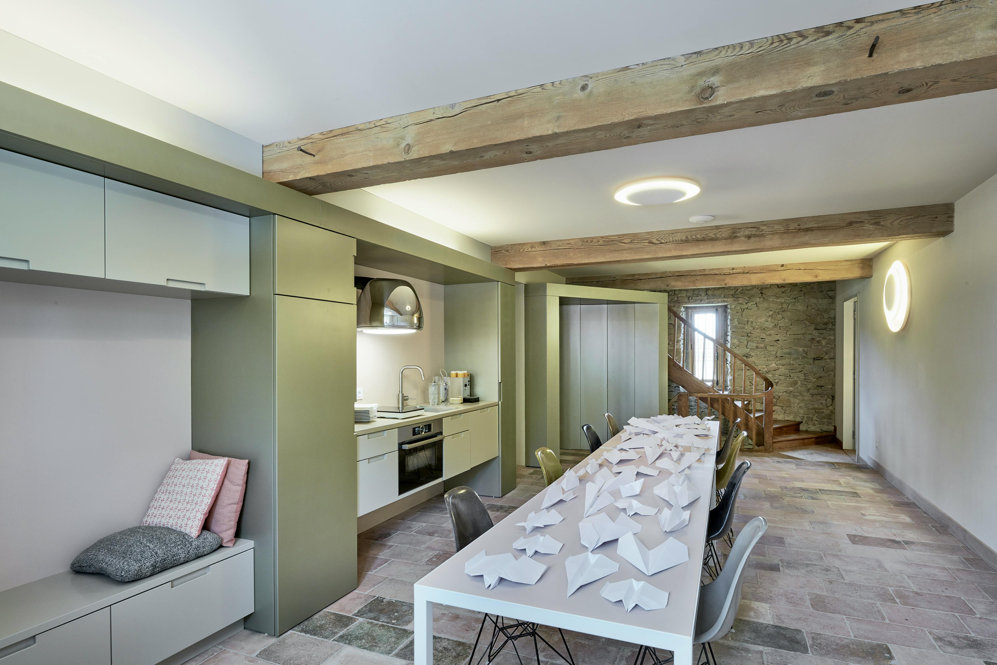 Ecurie Sud Apartments - Image 5