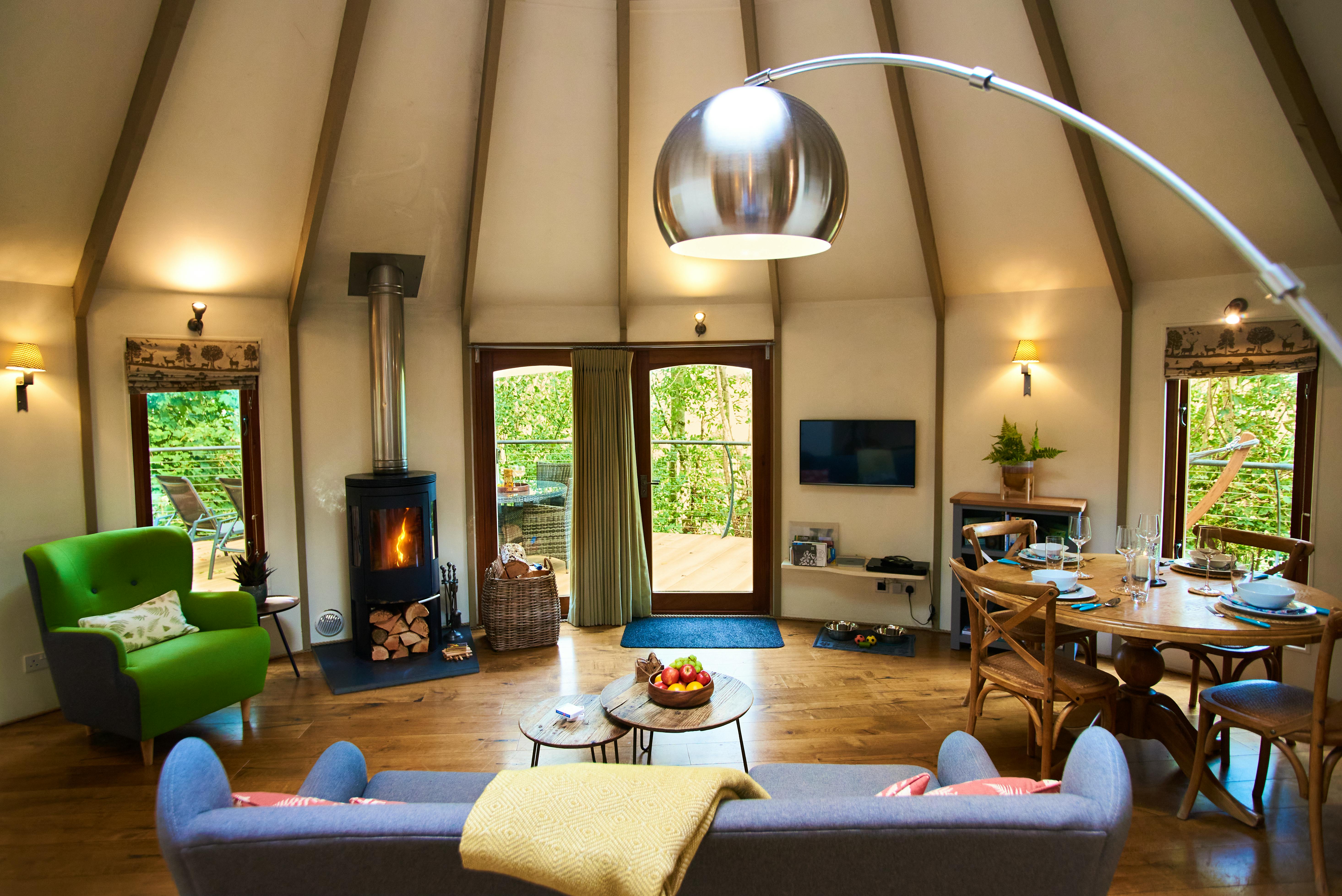 Easter Hols Availability