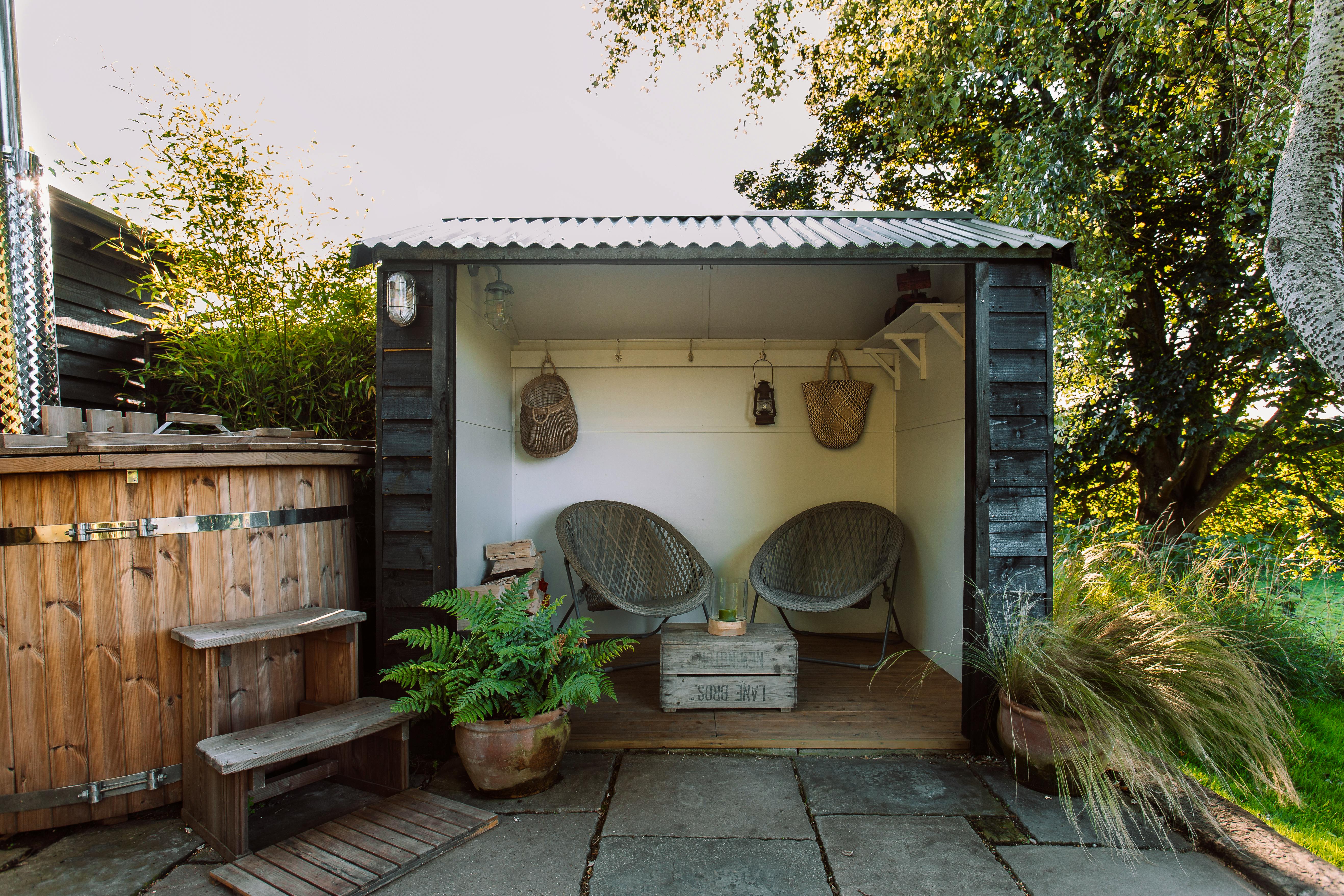 The wood fired hot tub & bothy nook