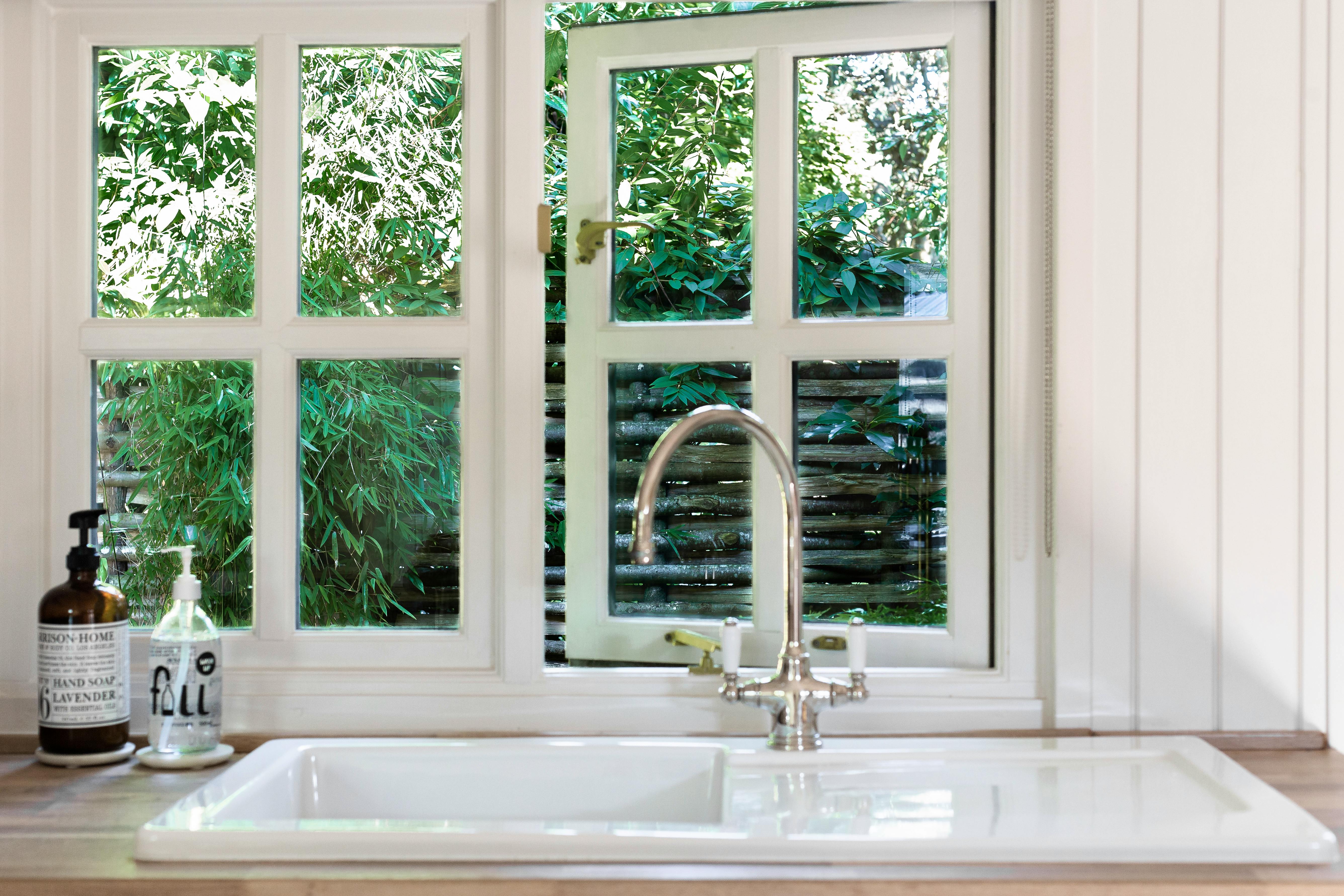 Wash up & take in the foliage