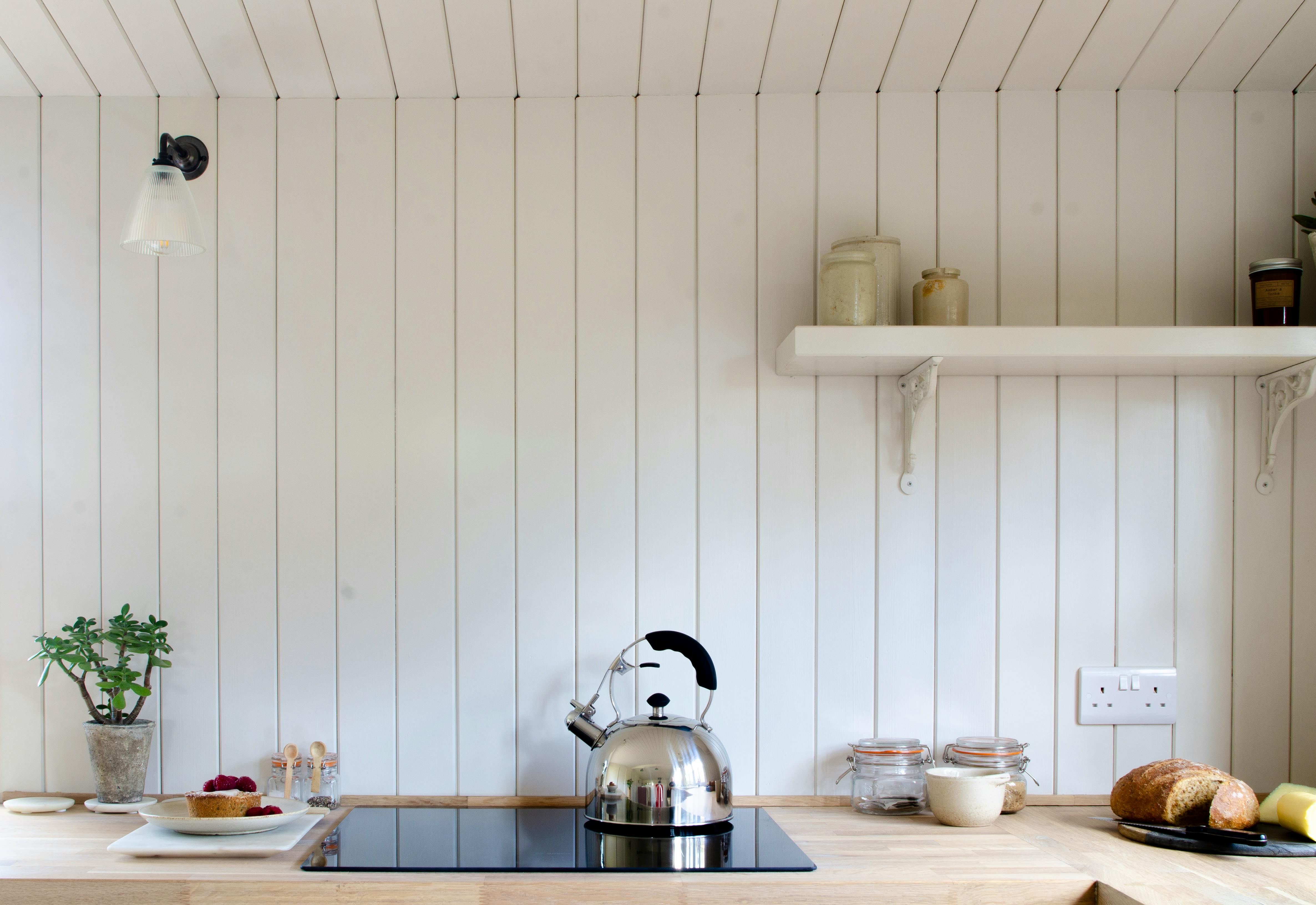 Cakes & tea ready on arrival