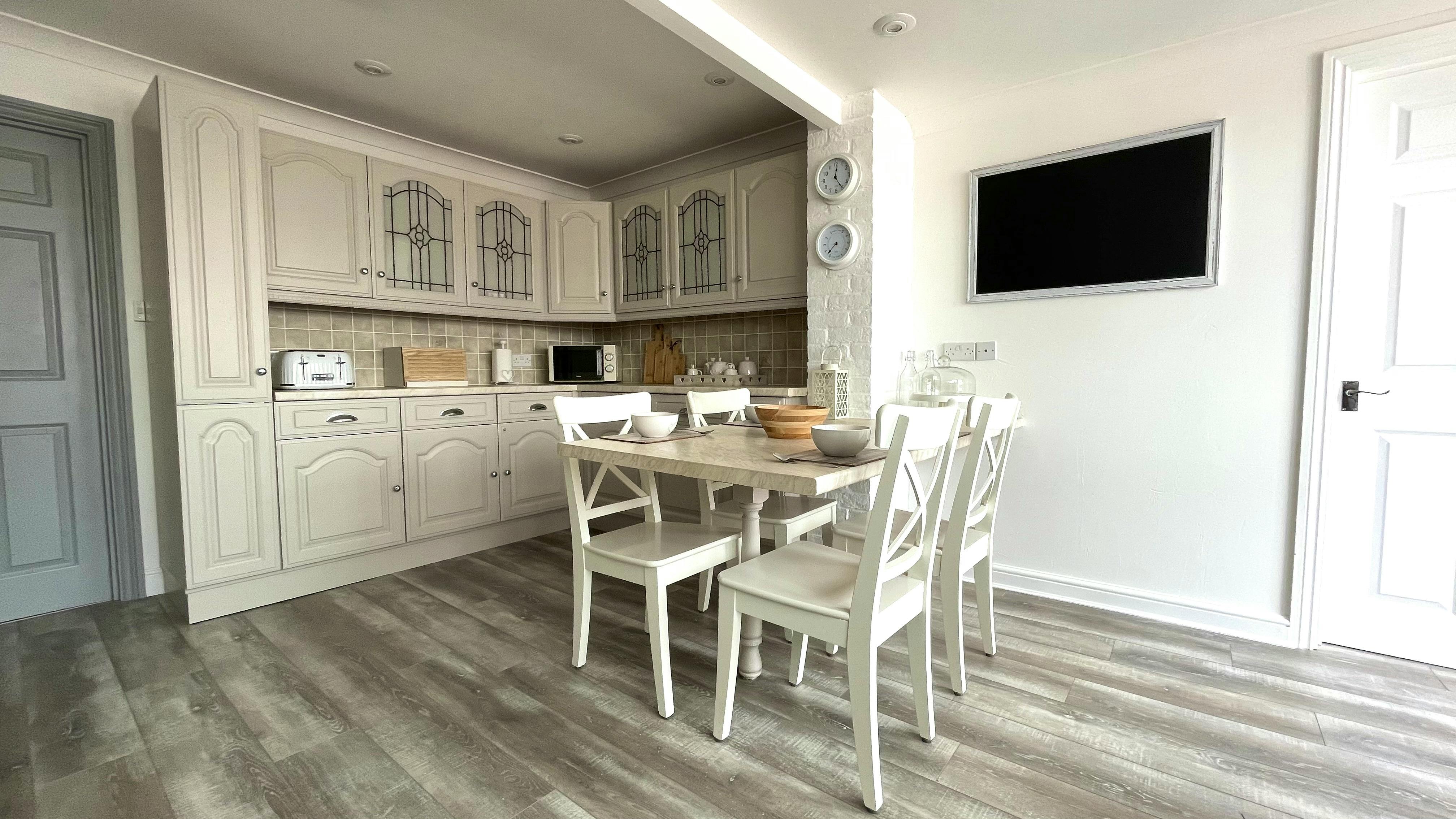 Fully equipped kitchen