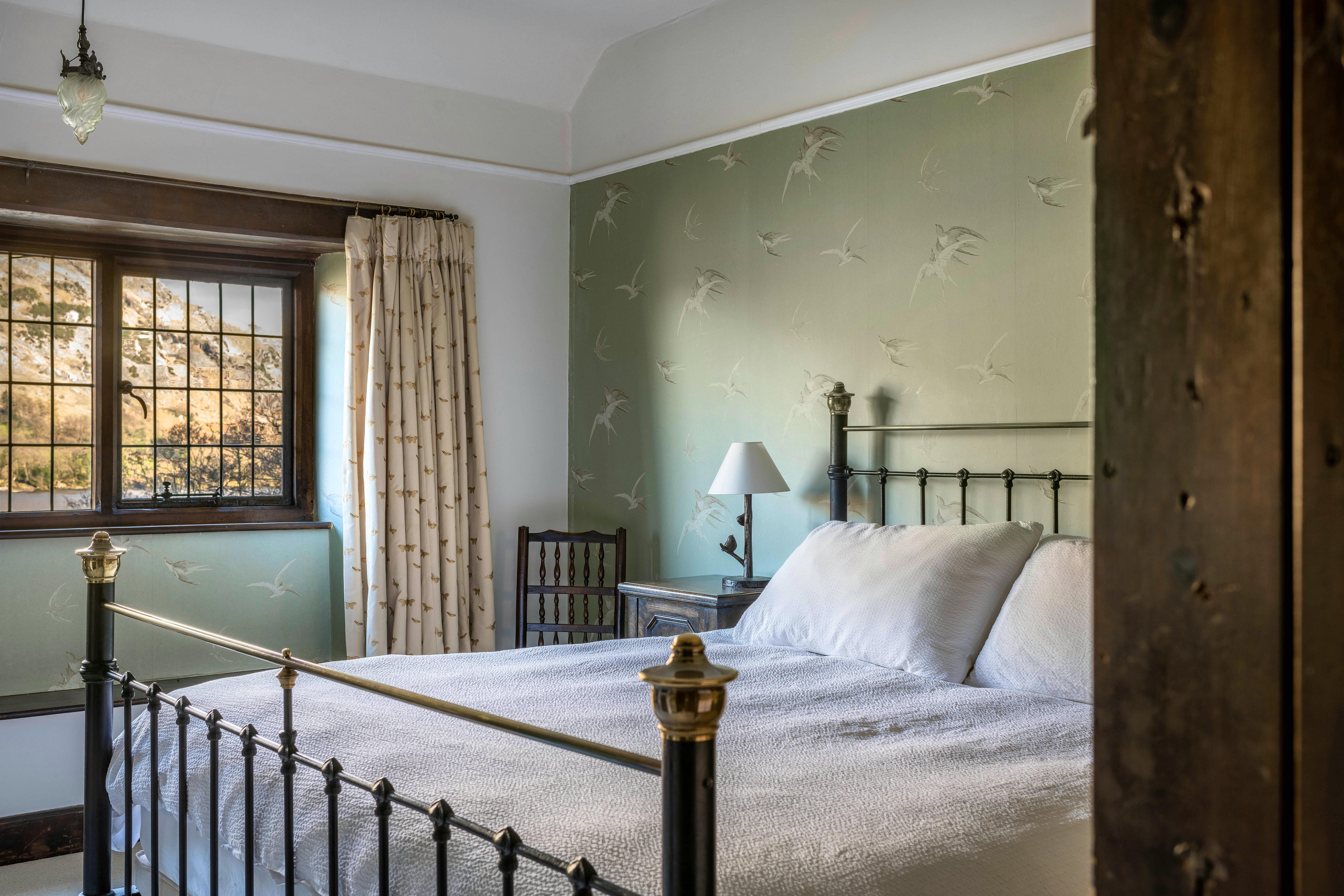 Hawkhow bedroom 2 (superking)