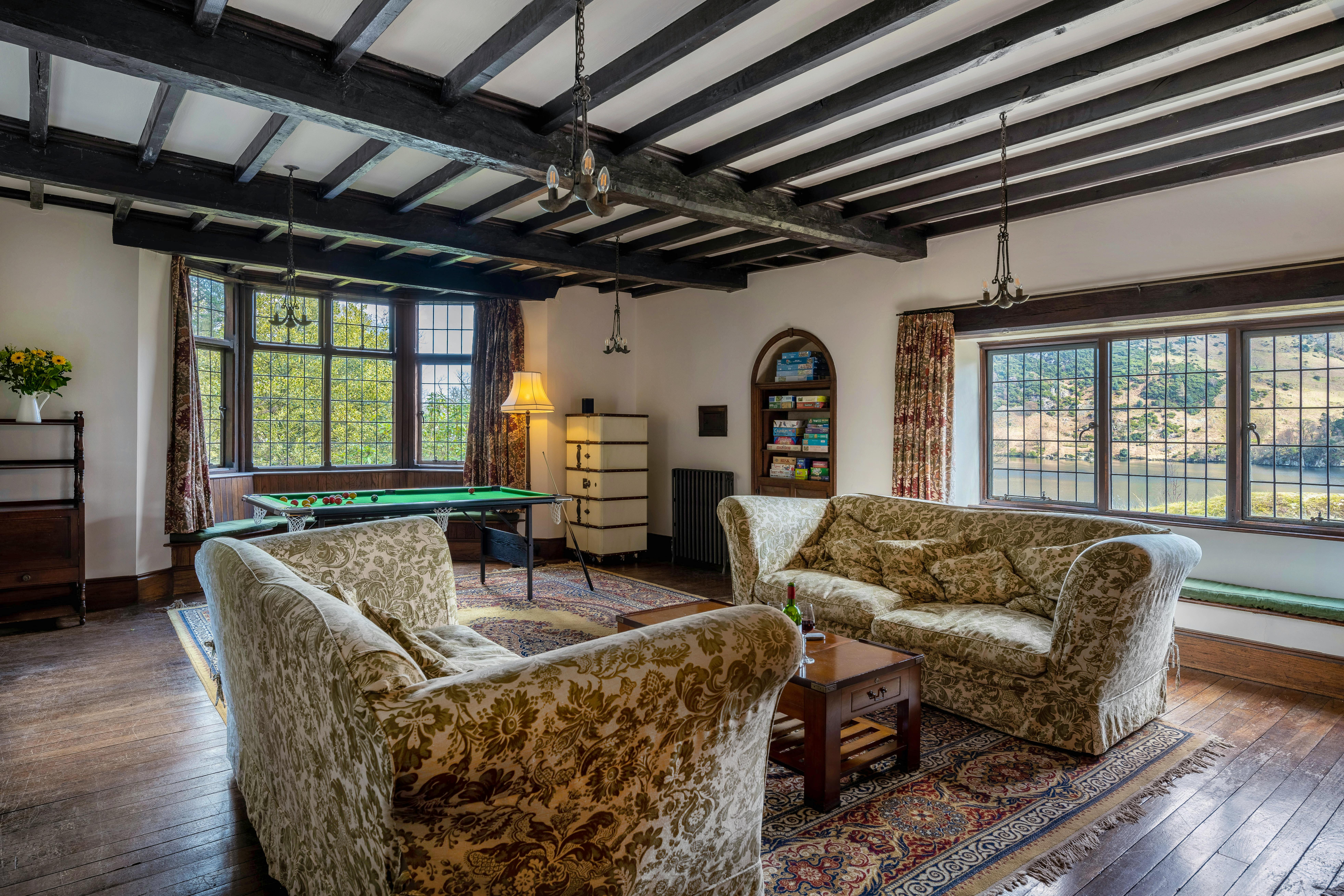 Hawkhow sitting room and pool table