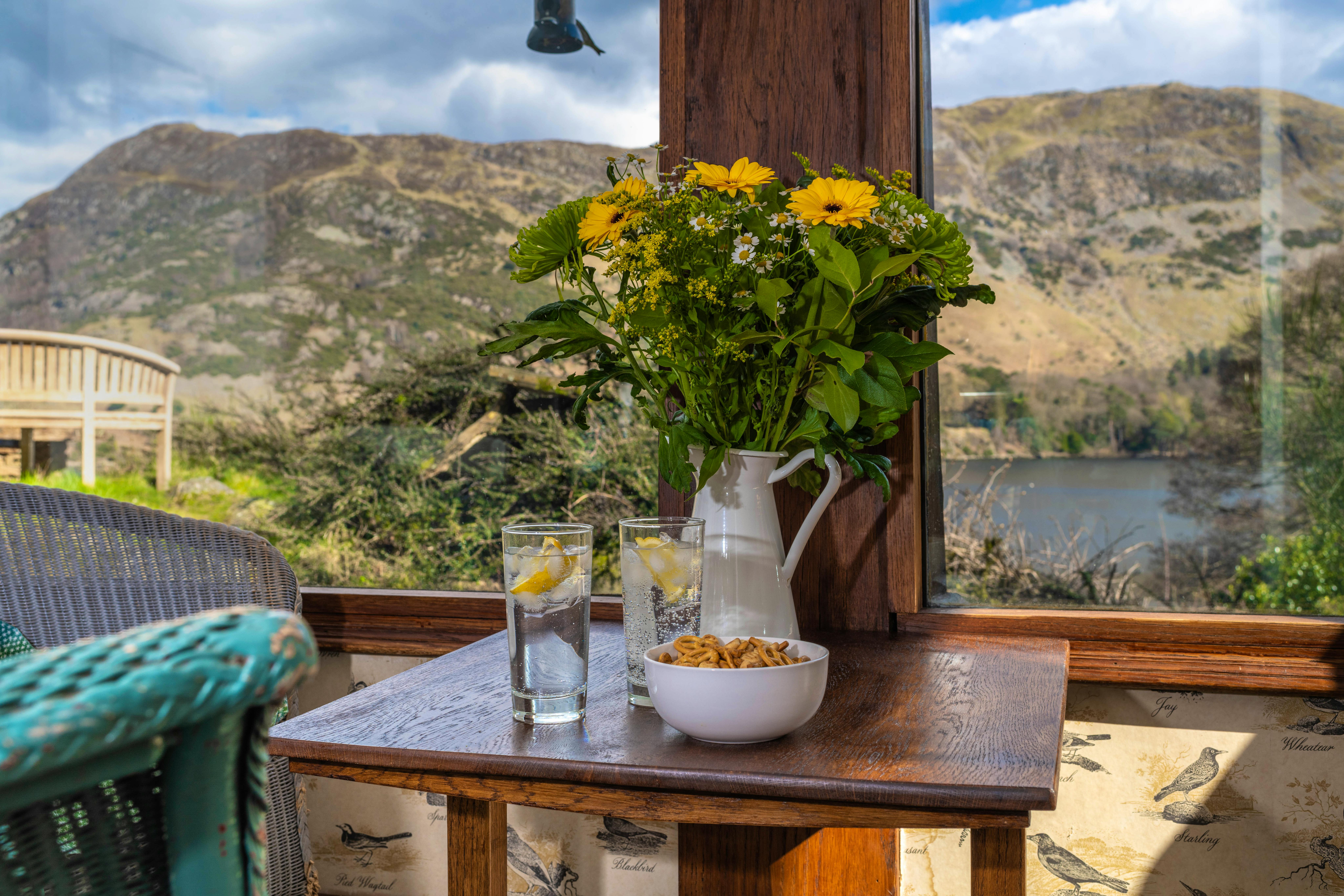 Hawkhow picture window