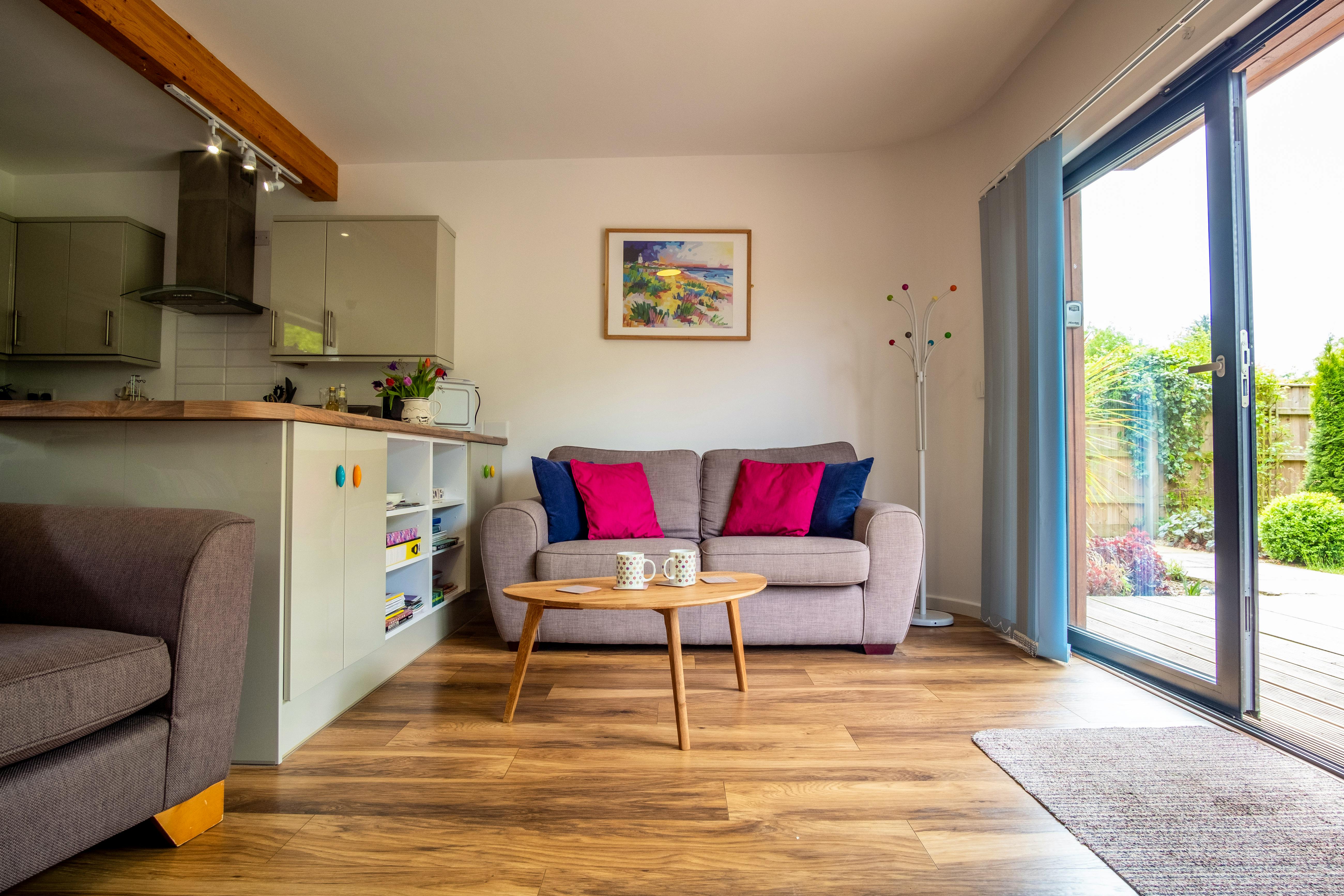 Oak Lodge with large bi-fold doors