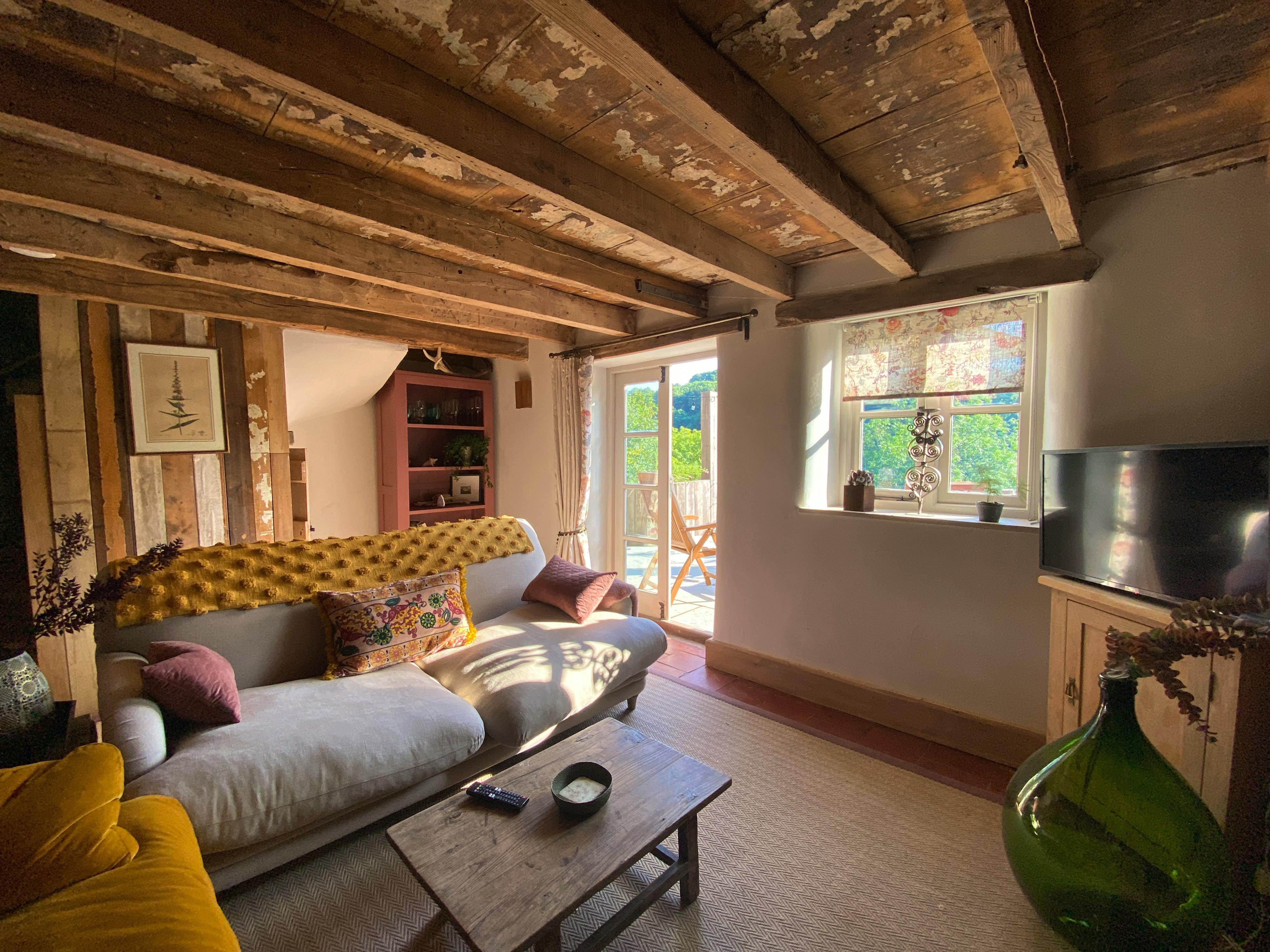 doors to the terrace from lounge