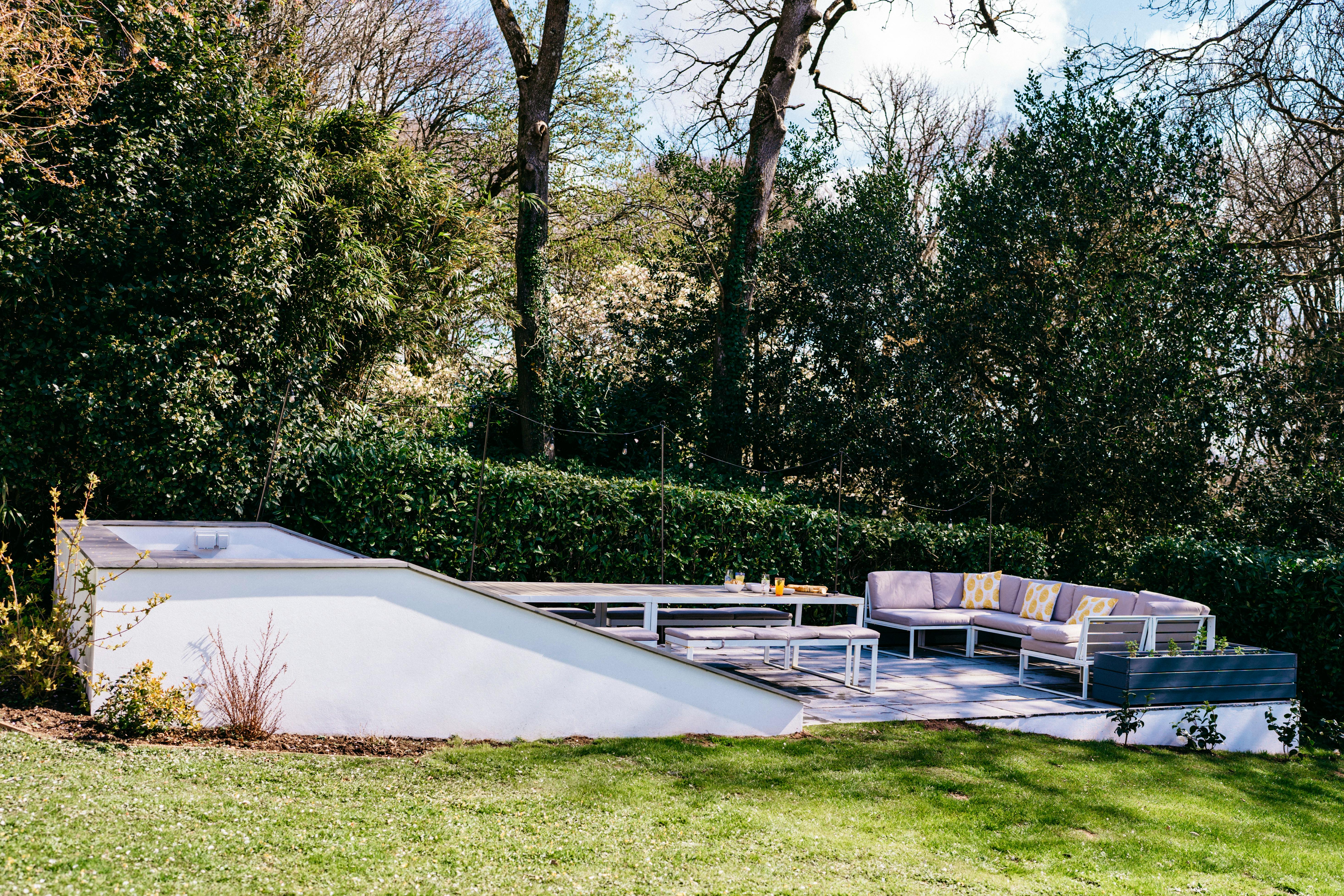 Al fresco dining area