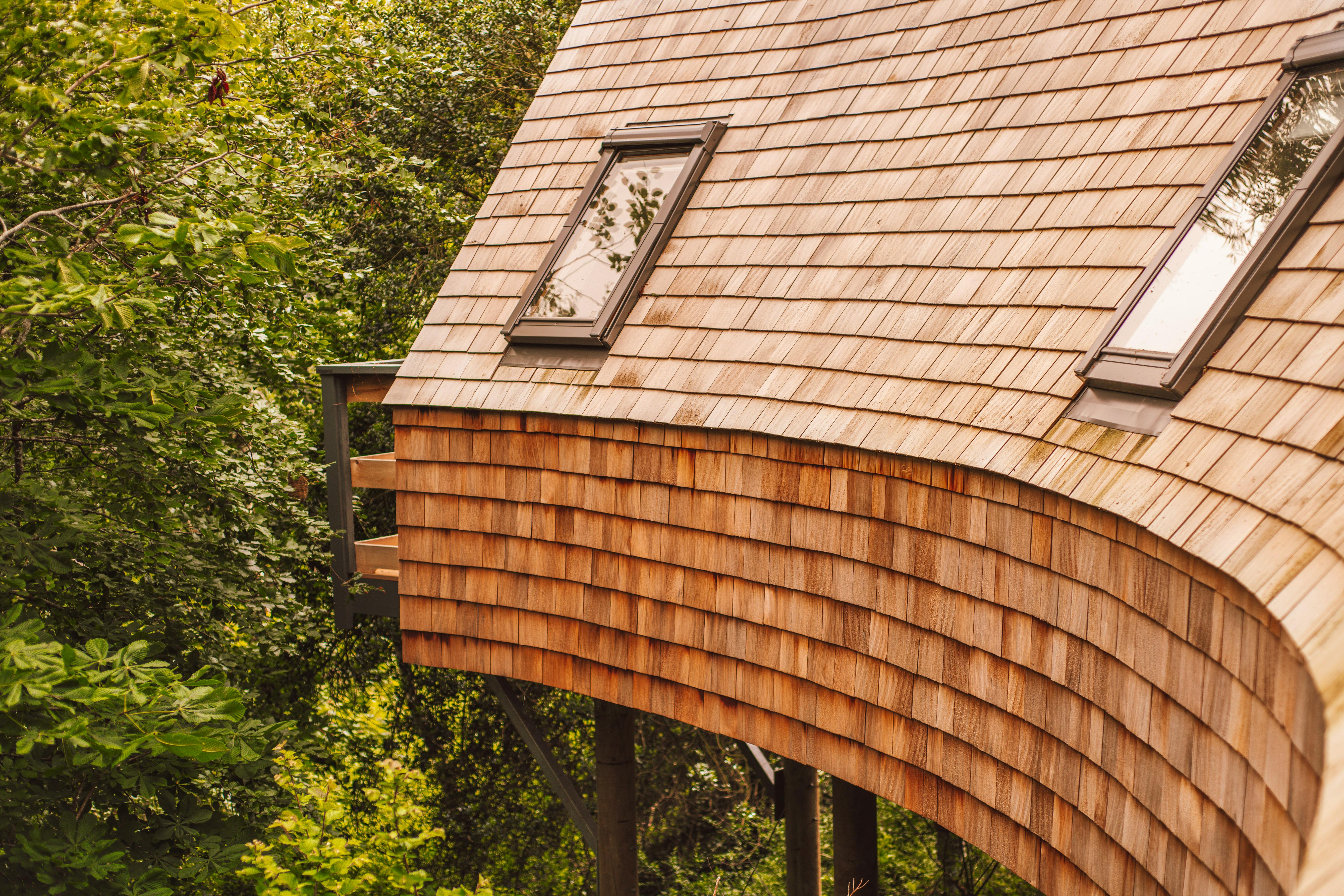 Cornish Seaside Stays for Summer