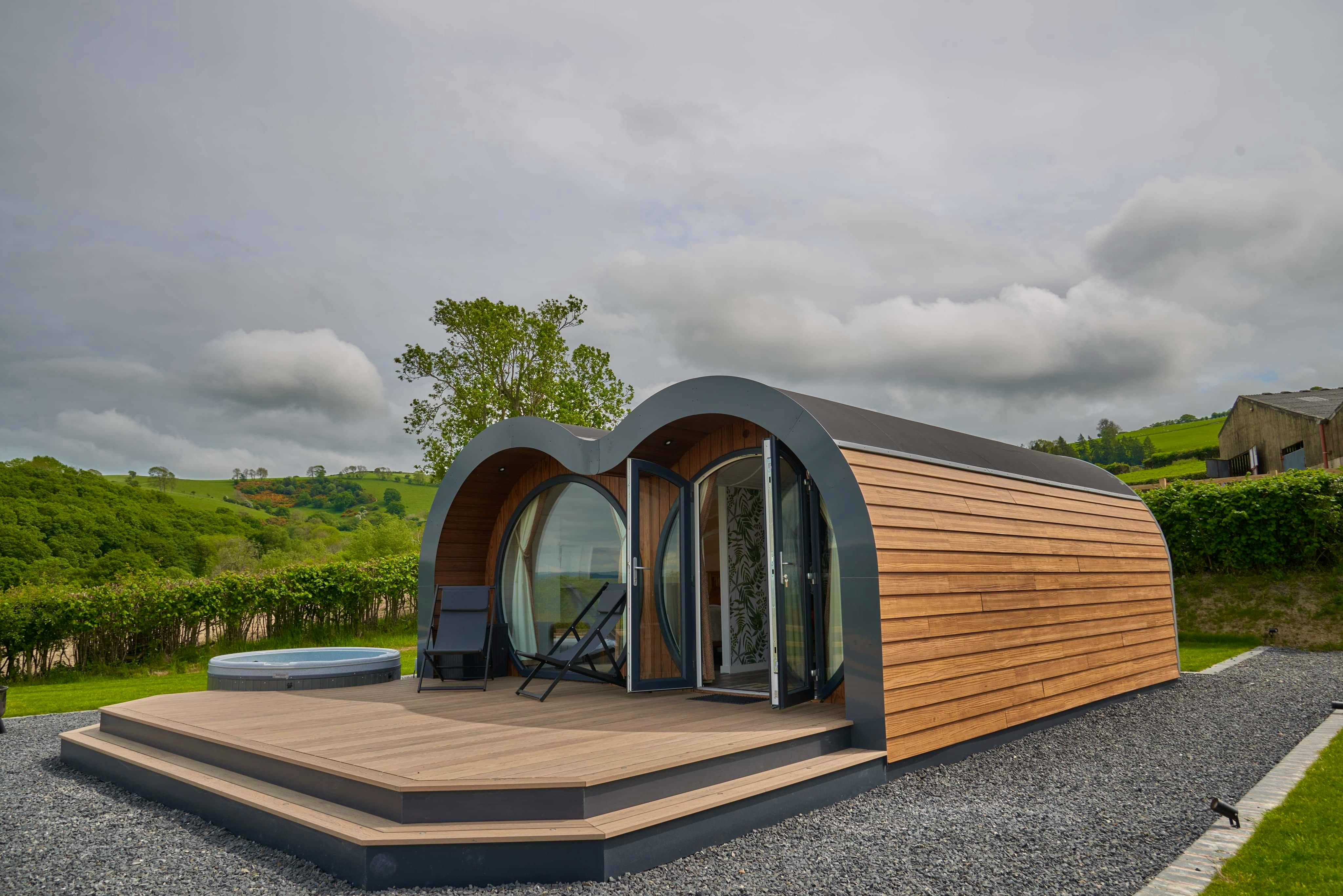 Corndon pod - external
