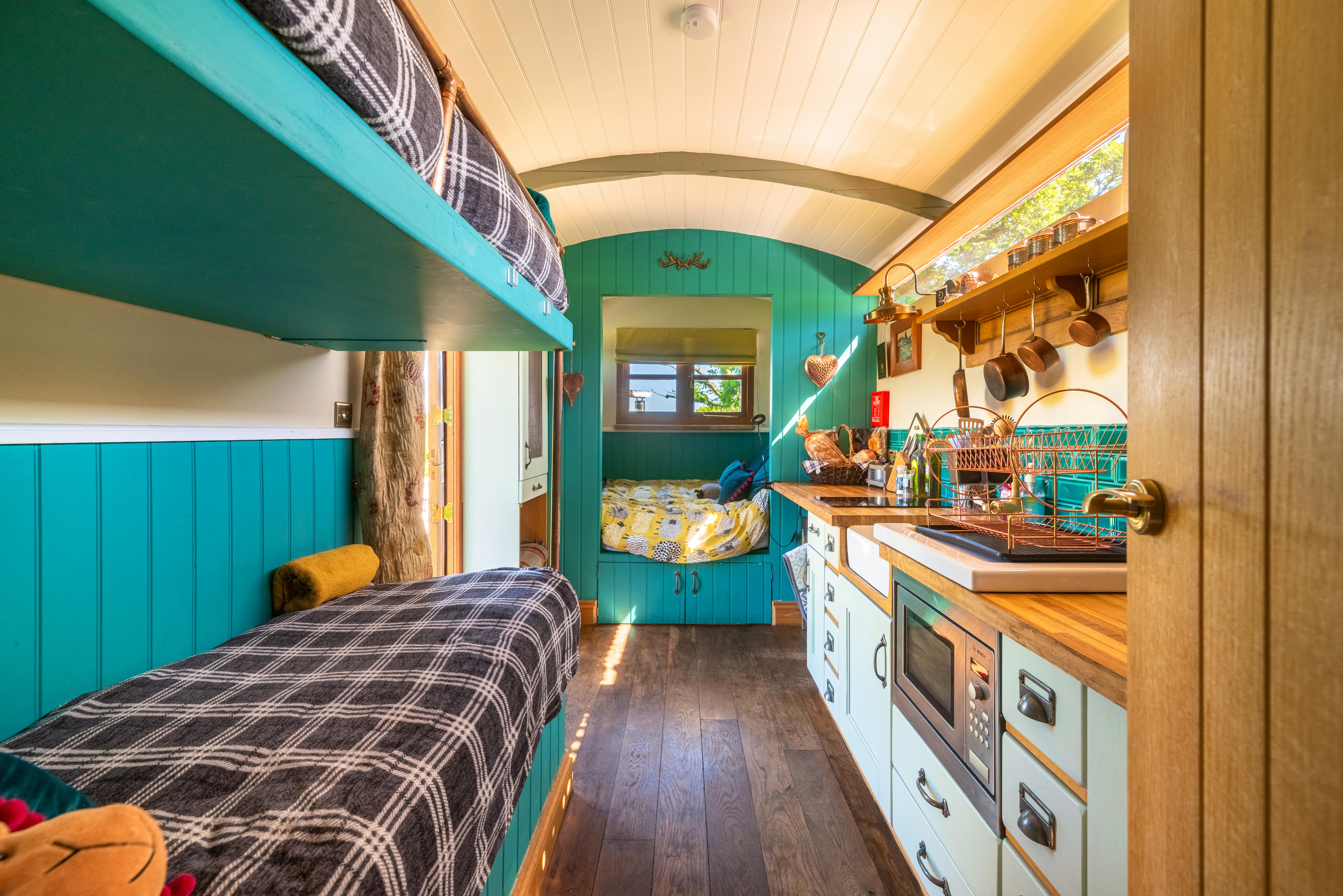 Plenty of space for 4