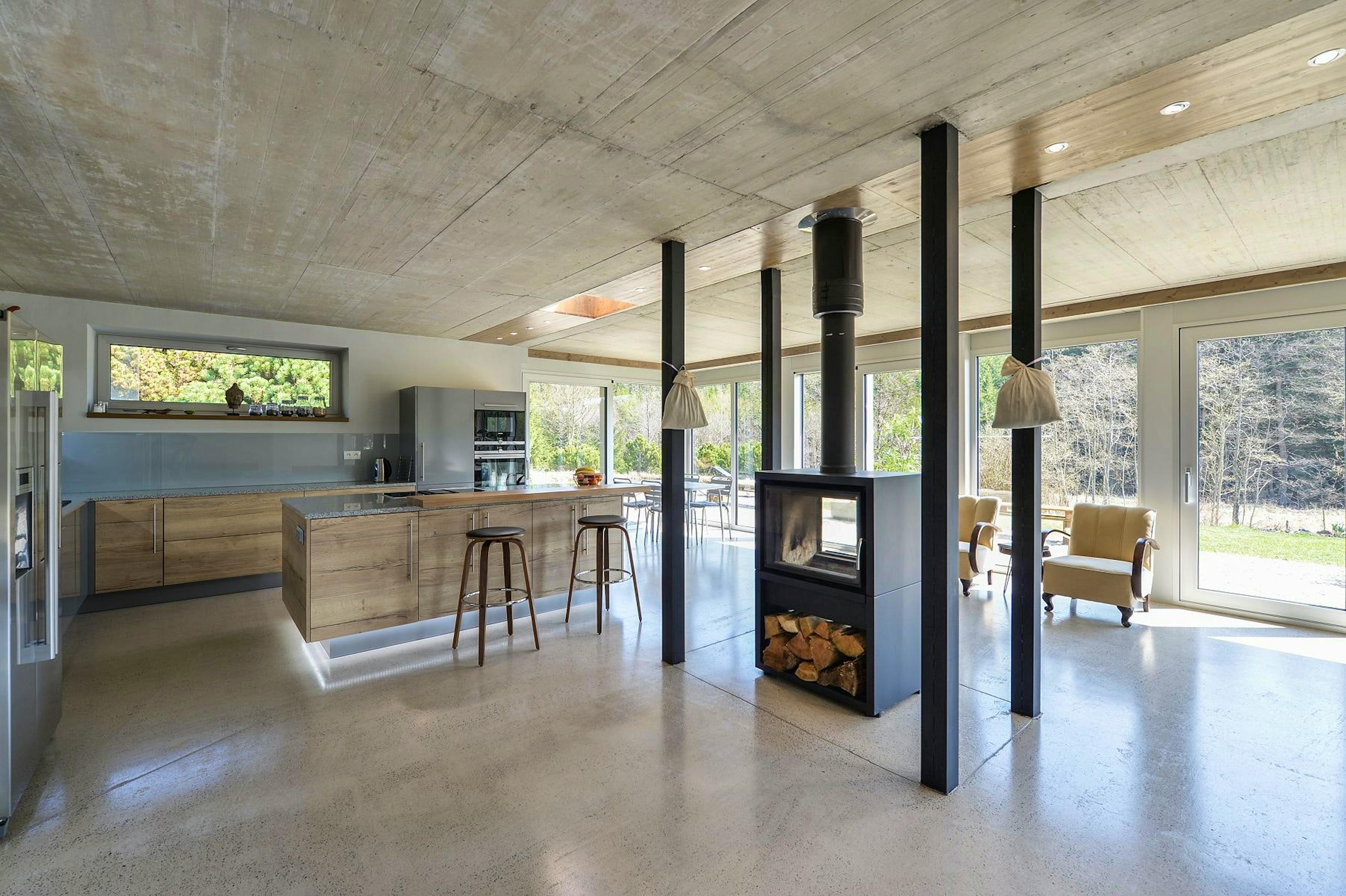 Czech It Out - Image 4