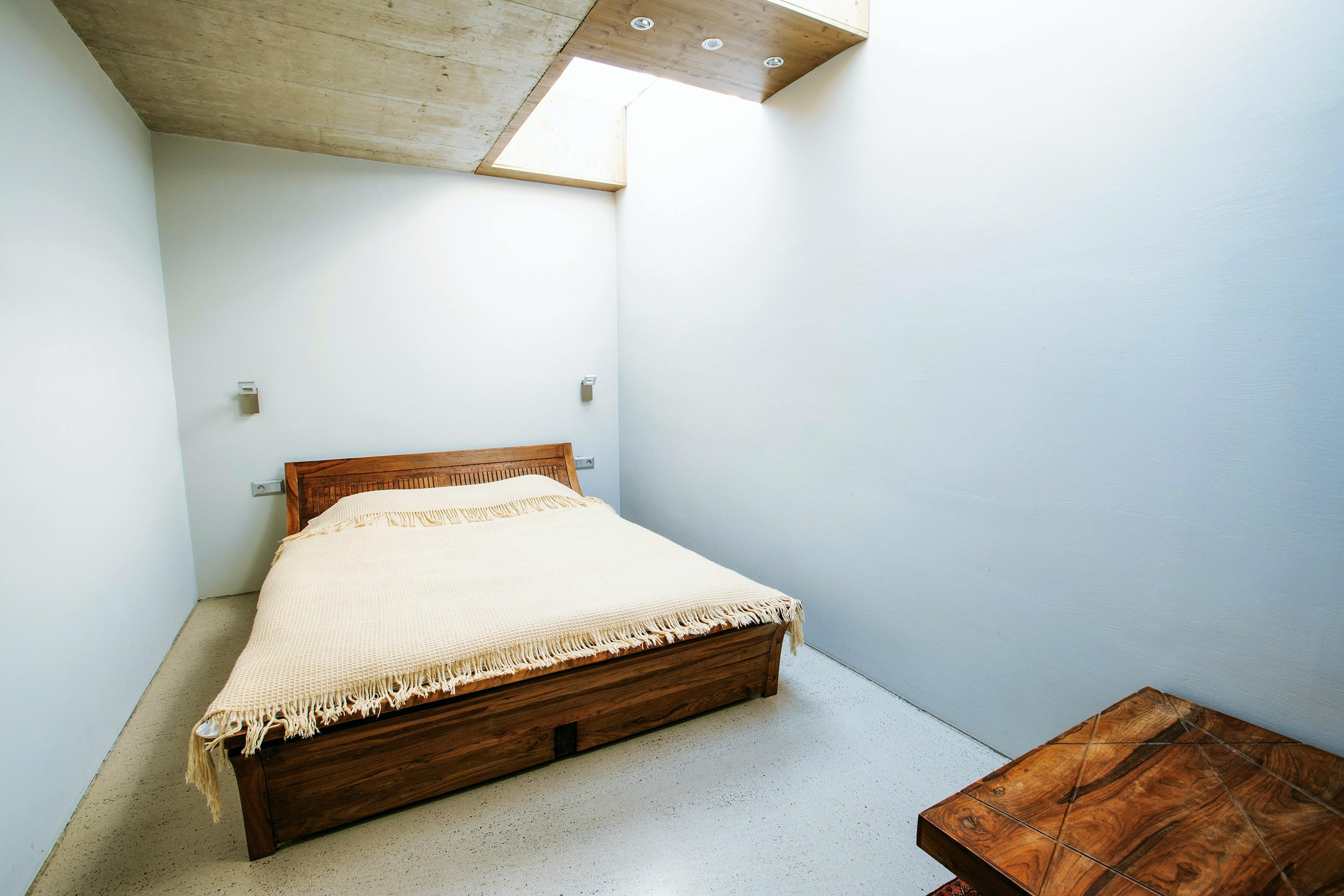 Czech It Out - Image 6