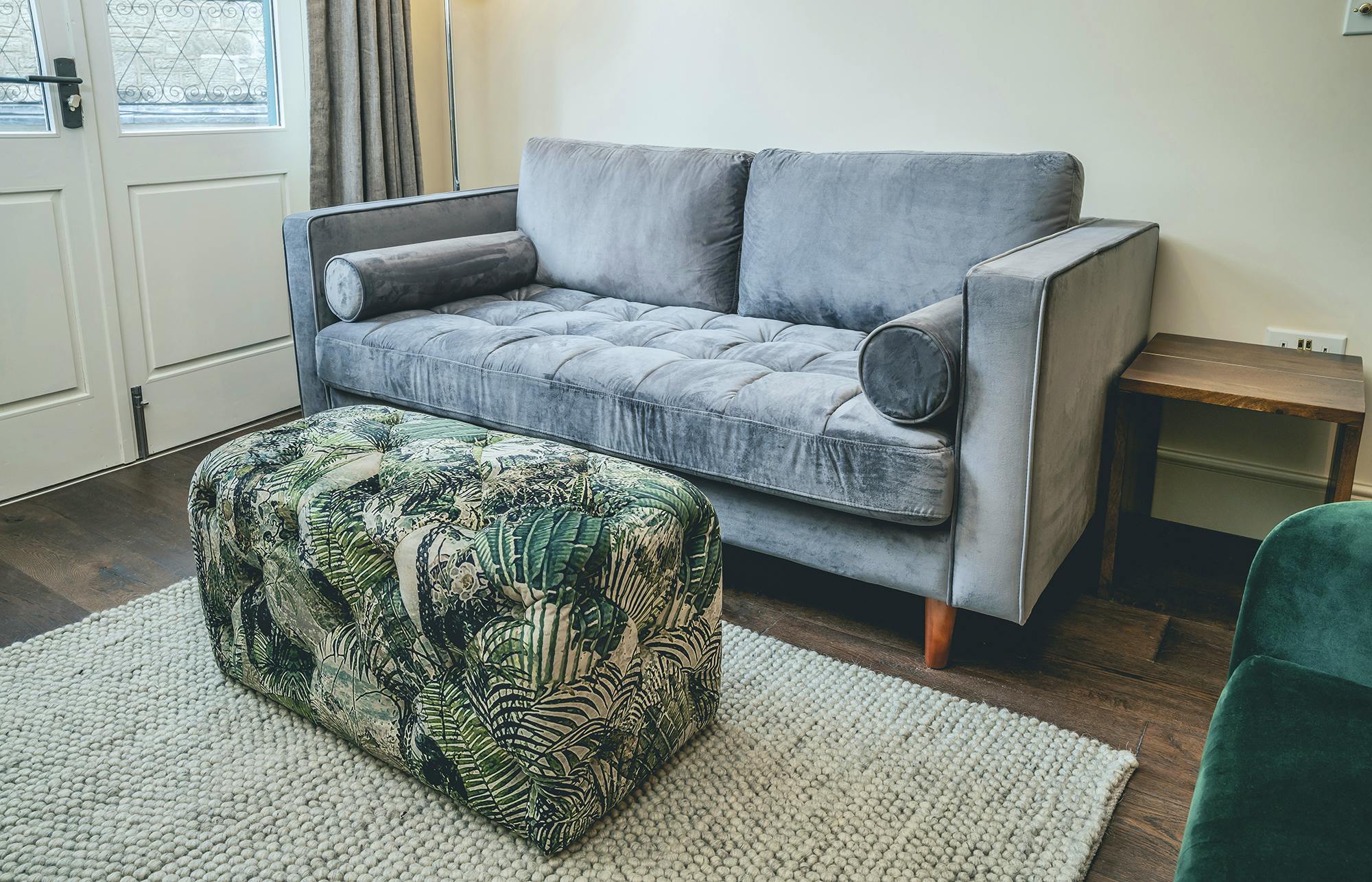 Cosy Retreats 1 Lounge