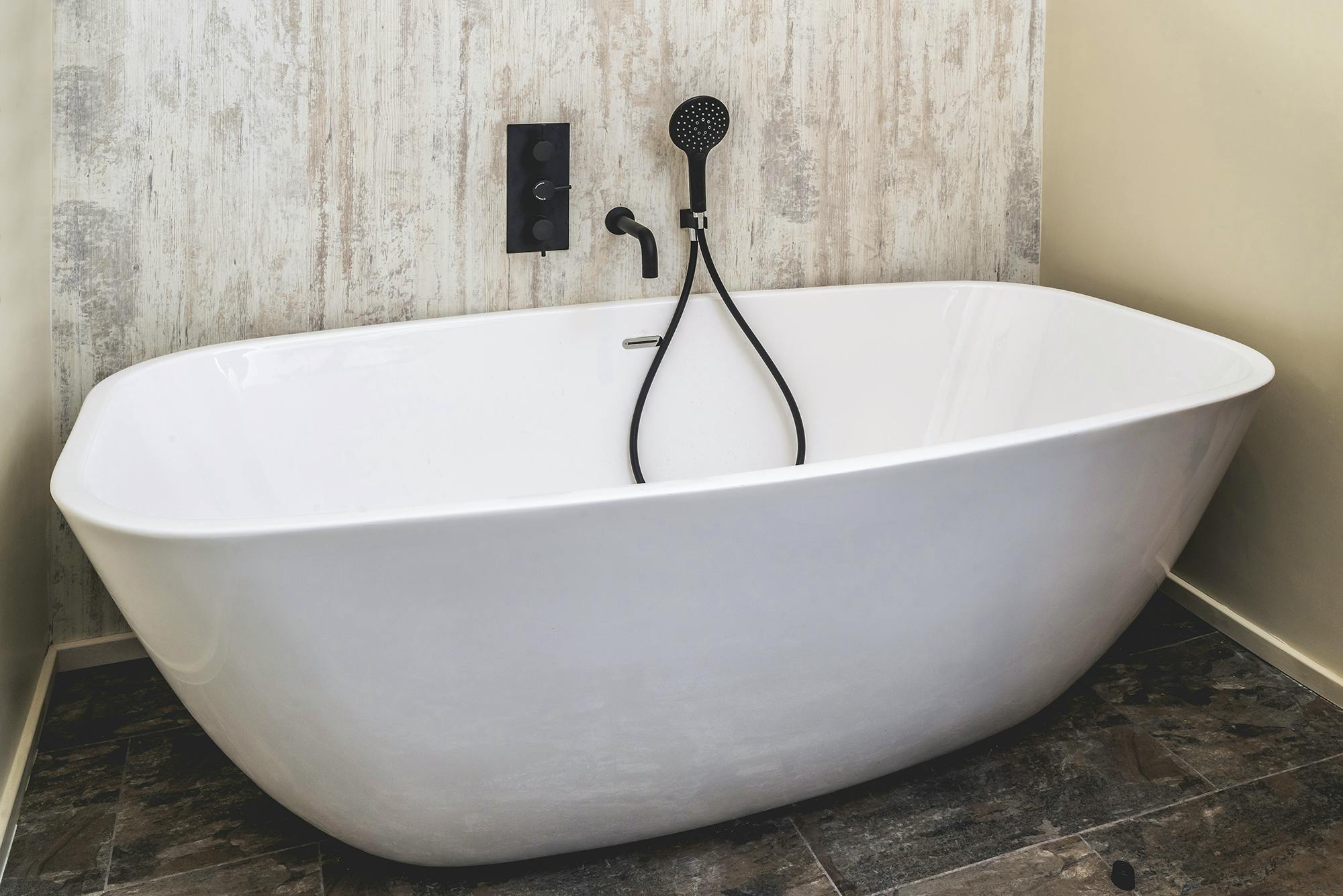 Cosy Retreats 2 Bathroom