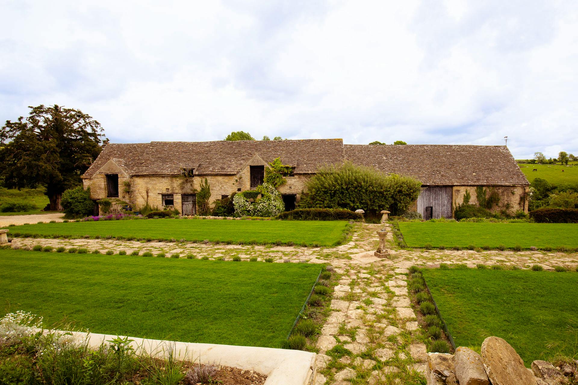 20 Best Cabins and Cottages for Autumn