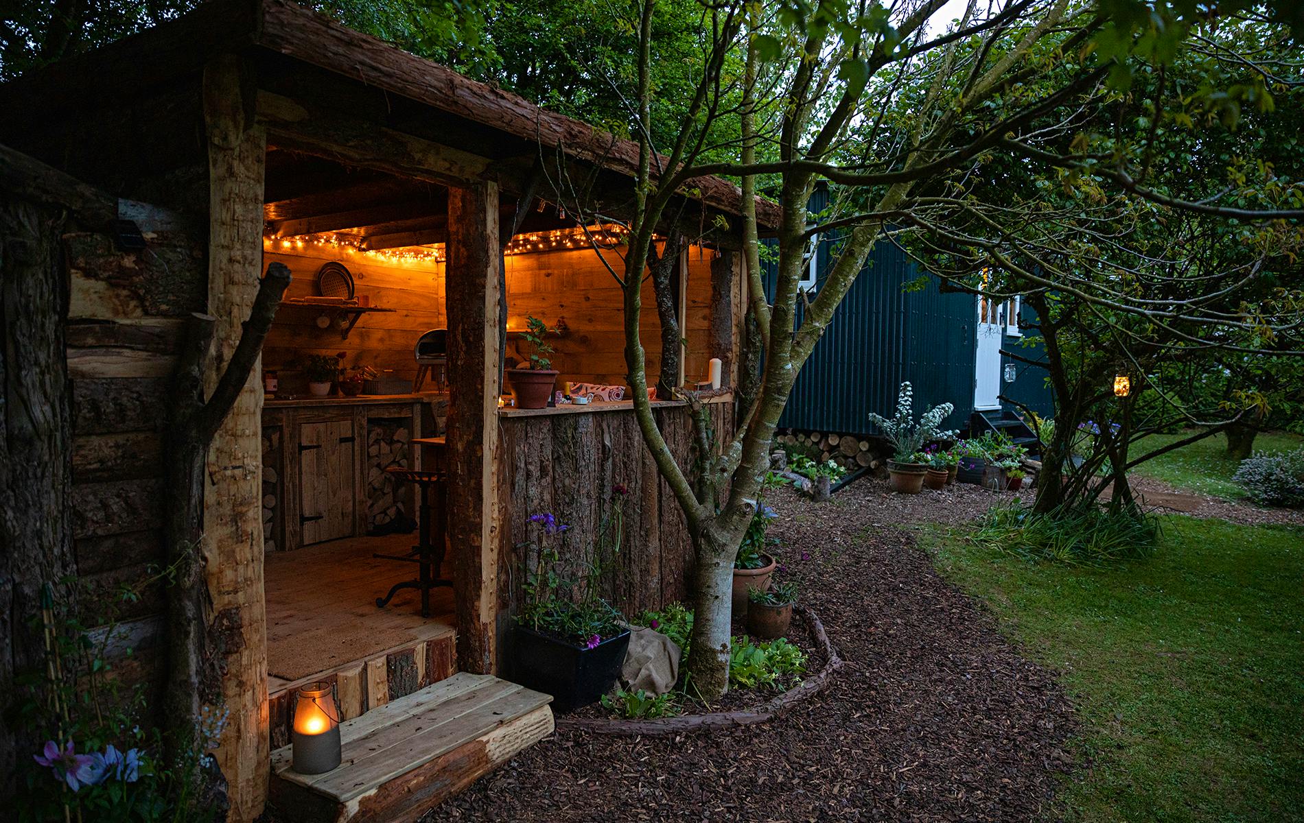 Snug Autumn Glamping Spots
