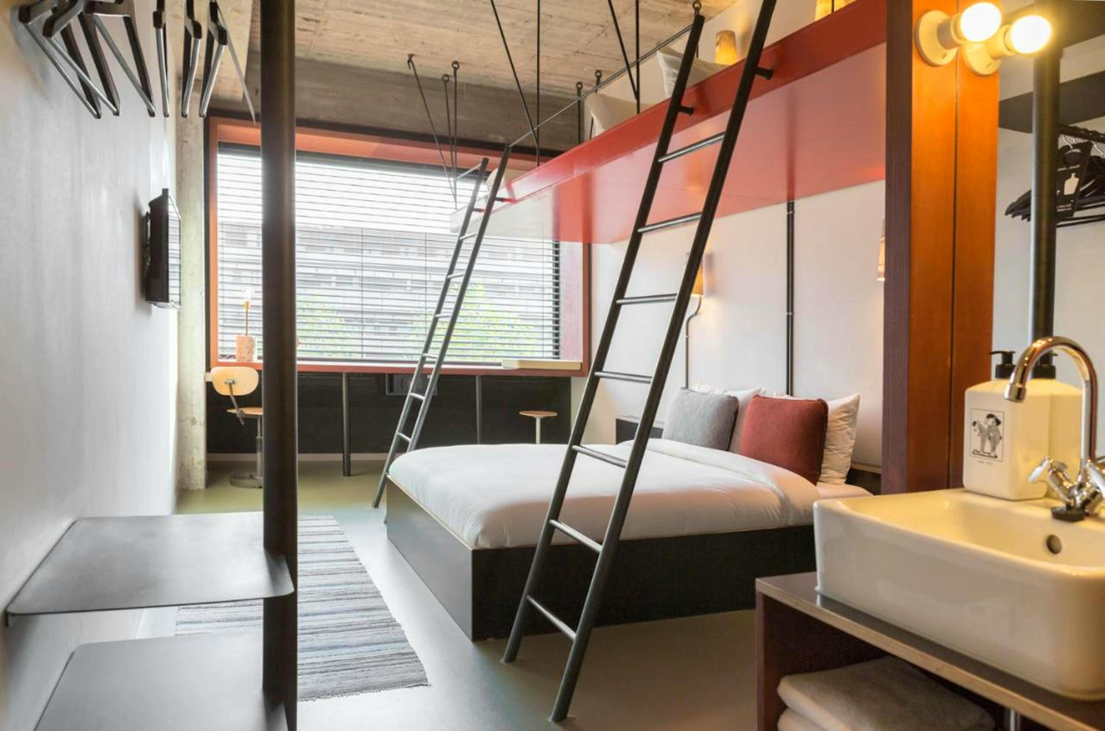 Volkshotel - Image 3